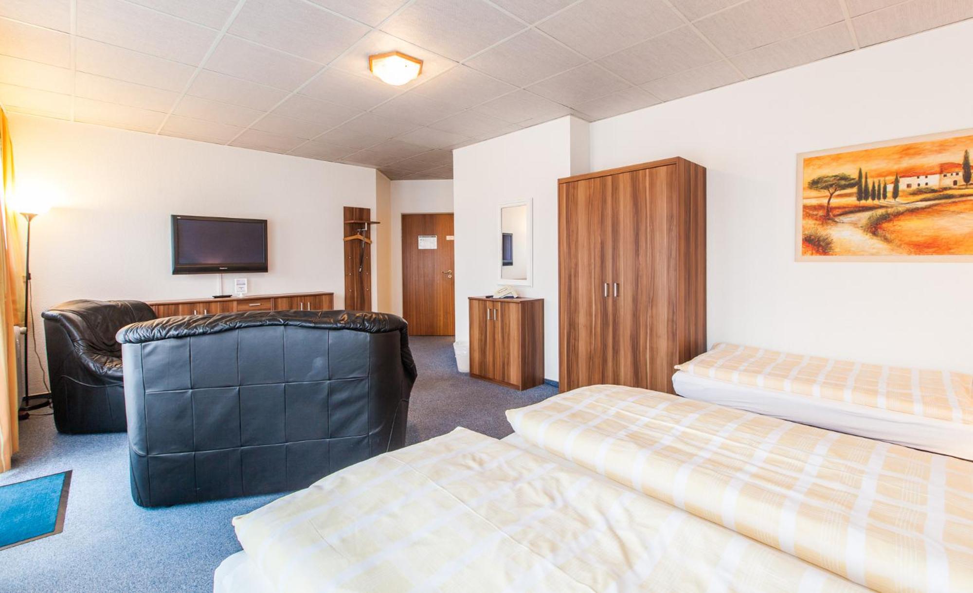 Triple Room photo 2