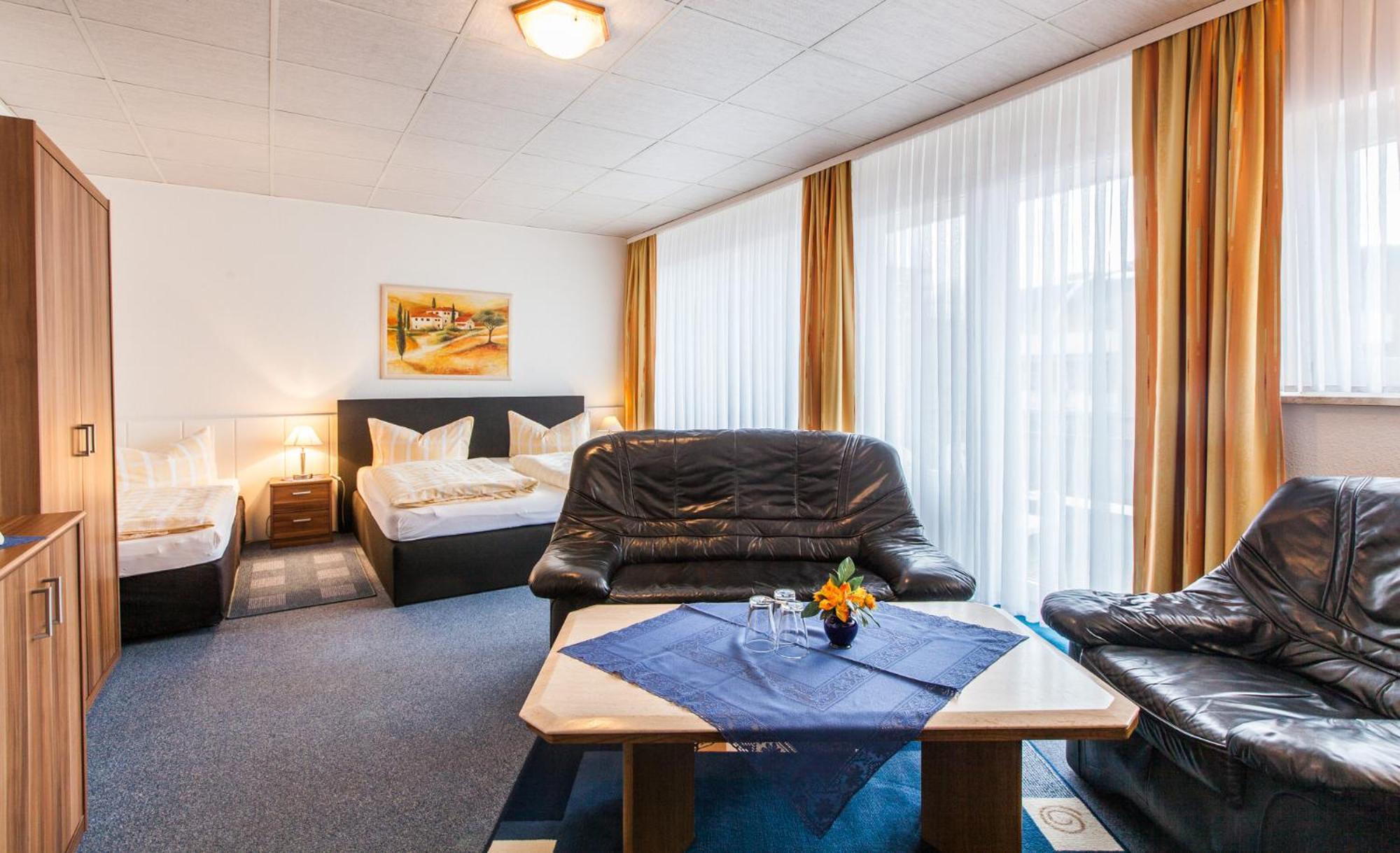 Triple Room photo 2