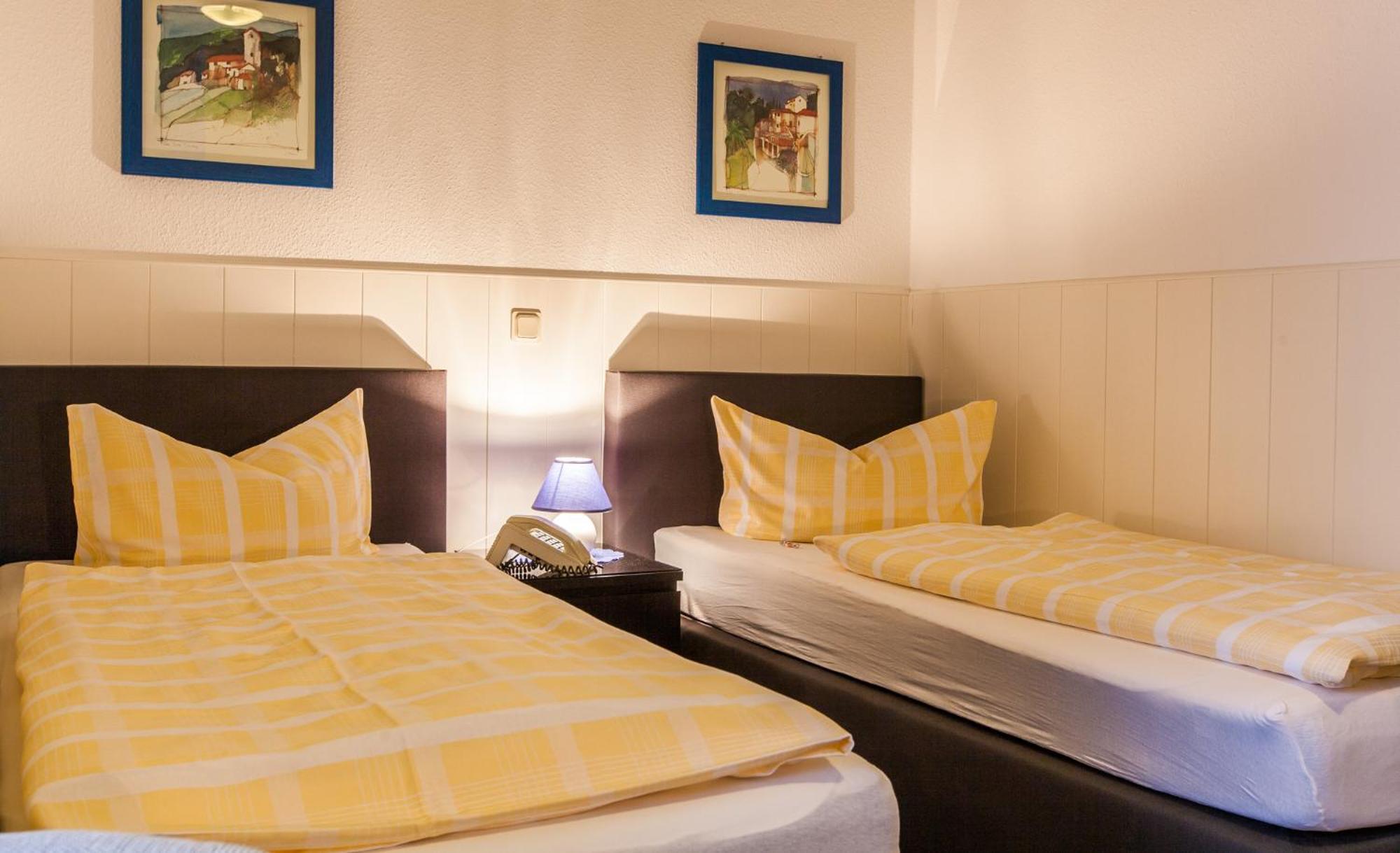 Standard Twin Room photo 1
