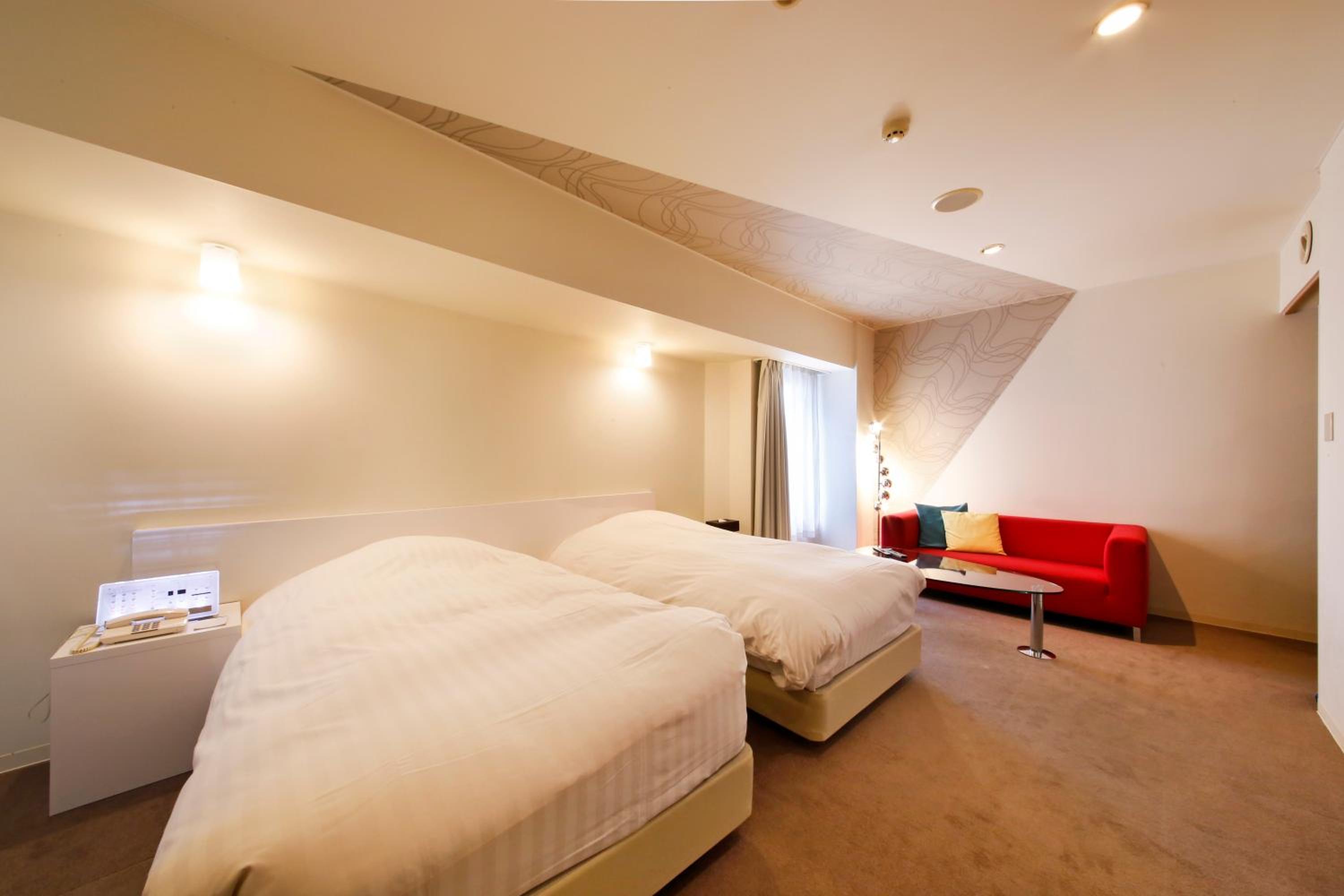 Standard Twin Room - Non-Smoking