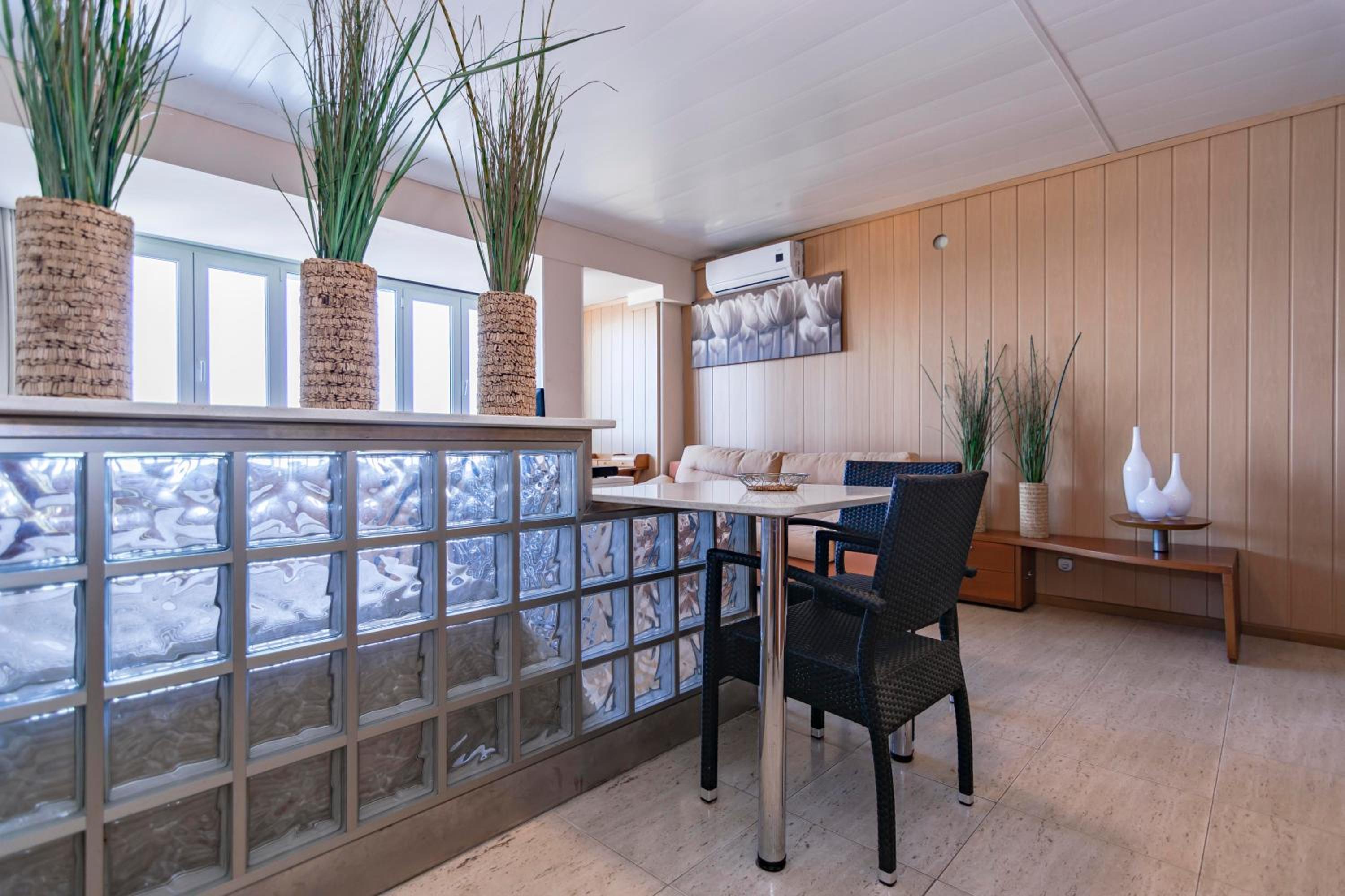 Studio with Sea View photo 3
