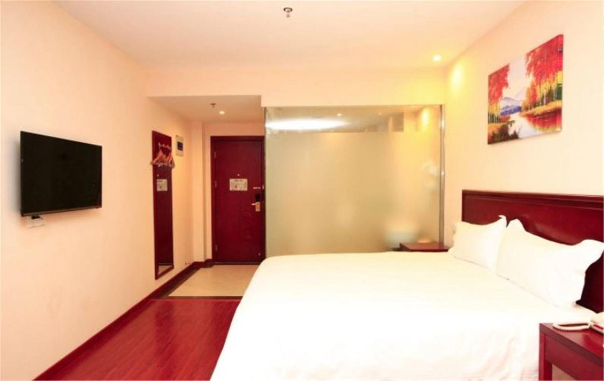Mainland Chinese Citizens - Queen Room - Photo 3