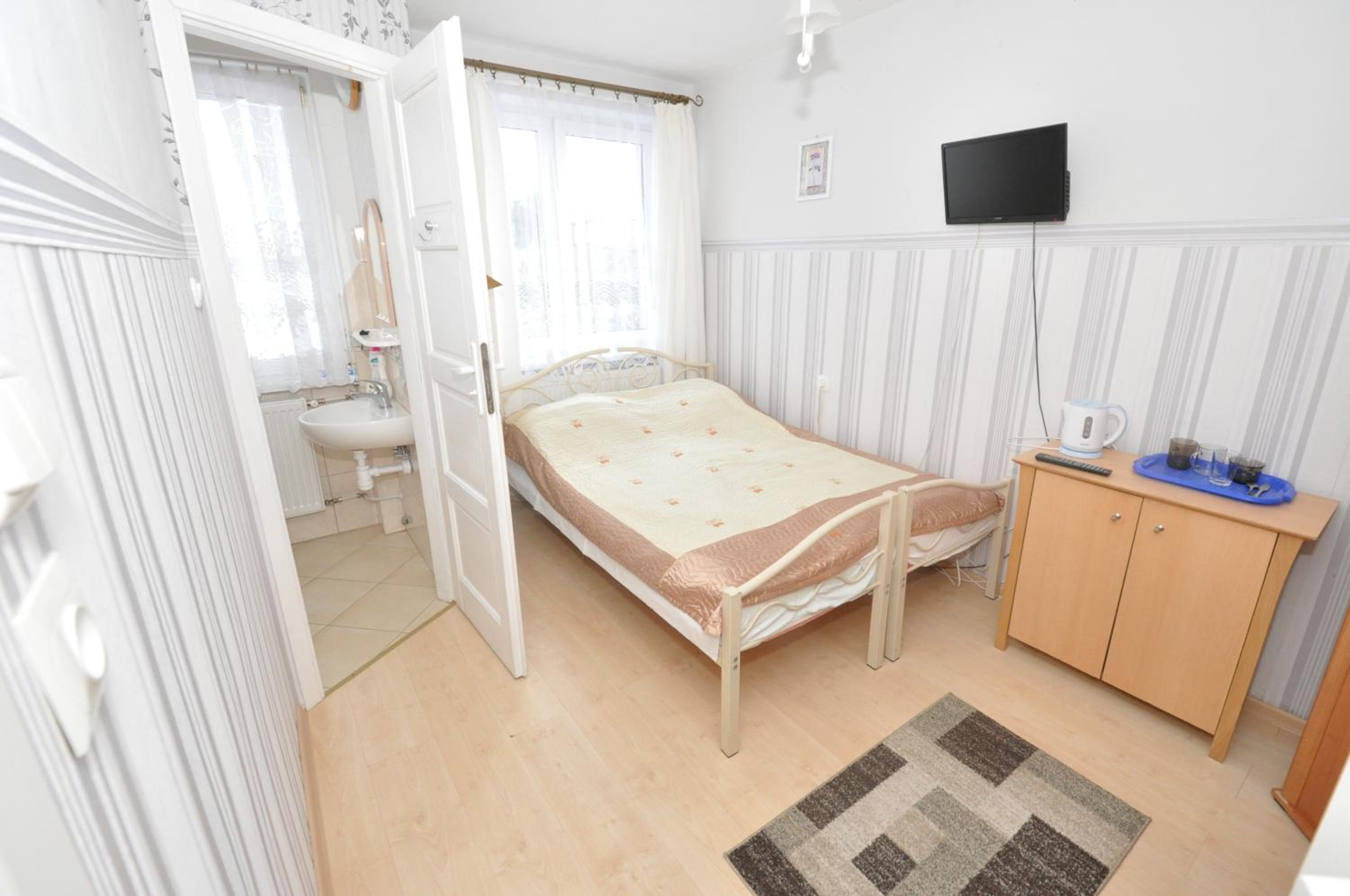 Double Room photo 3