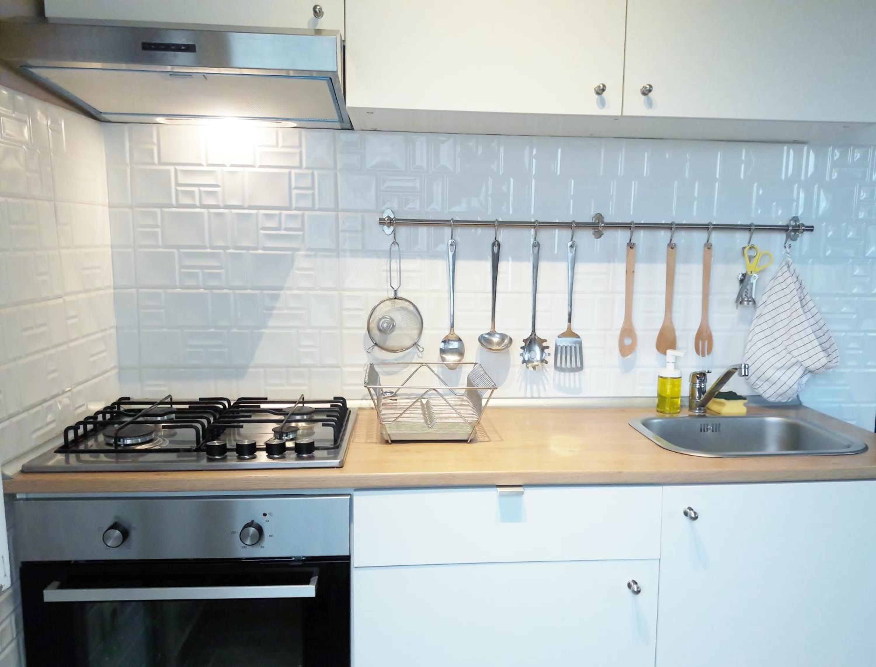 Studio Apartment - Photo 15
