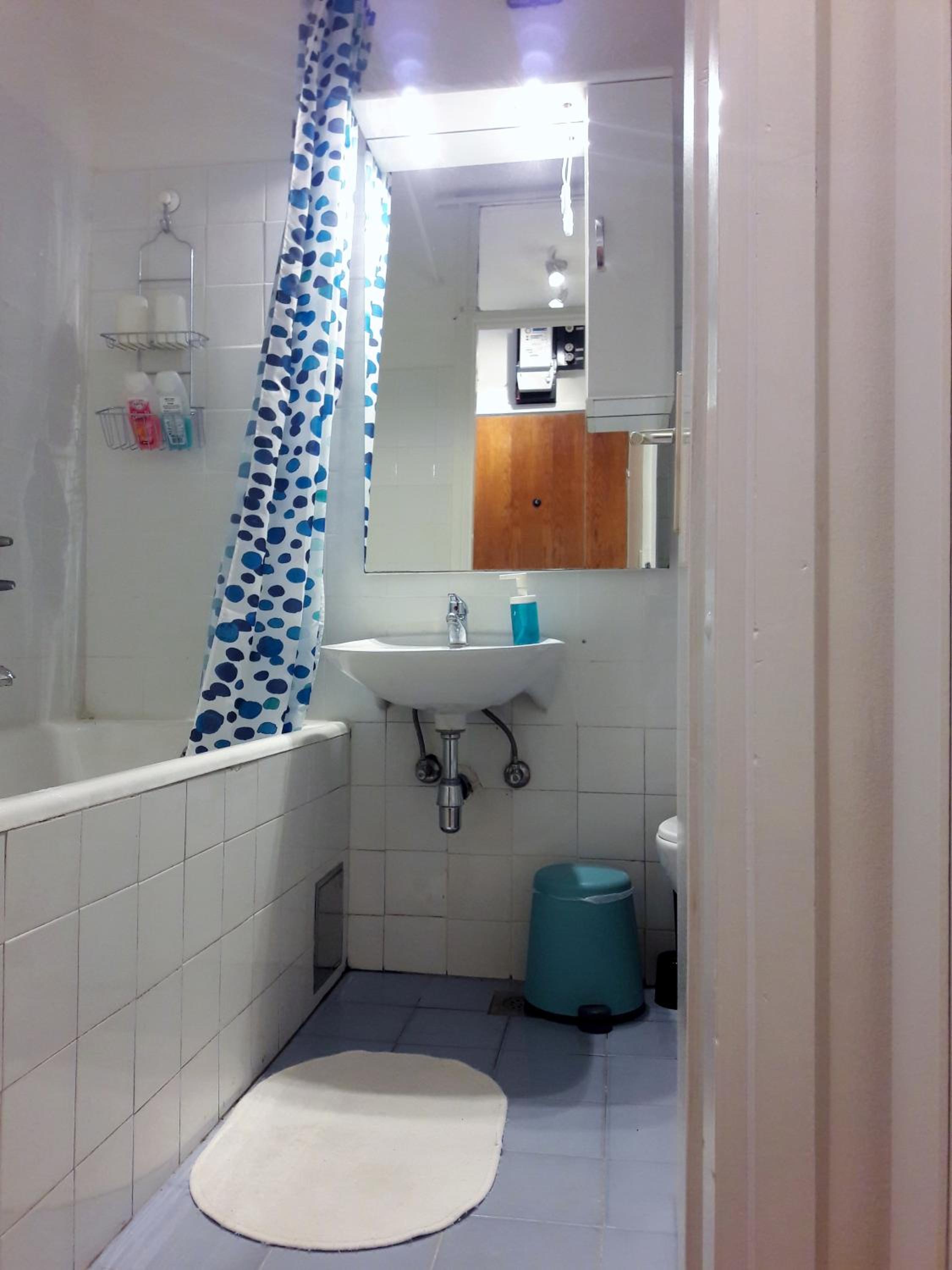 Studio Apartment - Photo 19