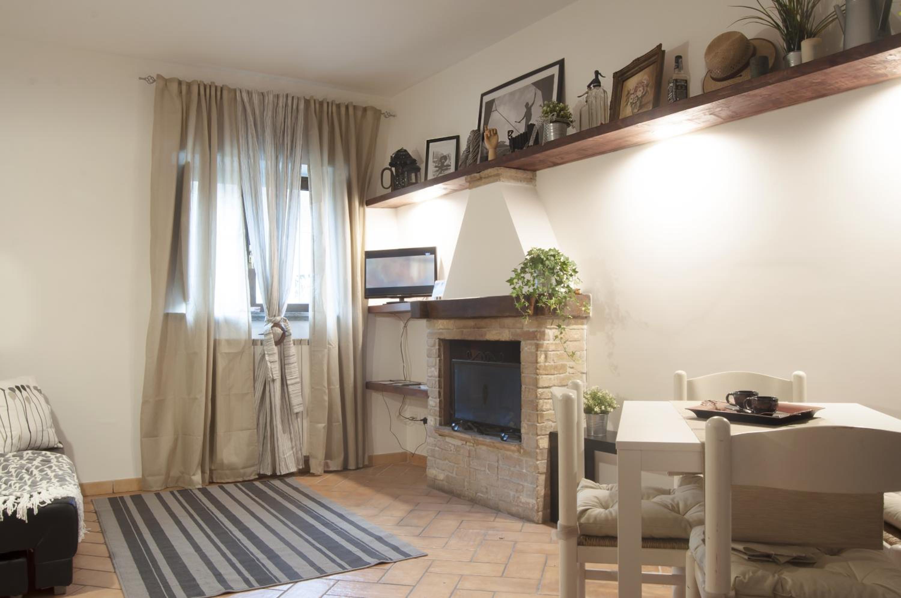Apartment - Photo 25