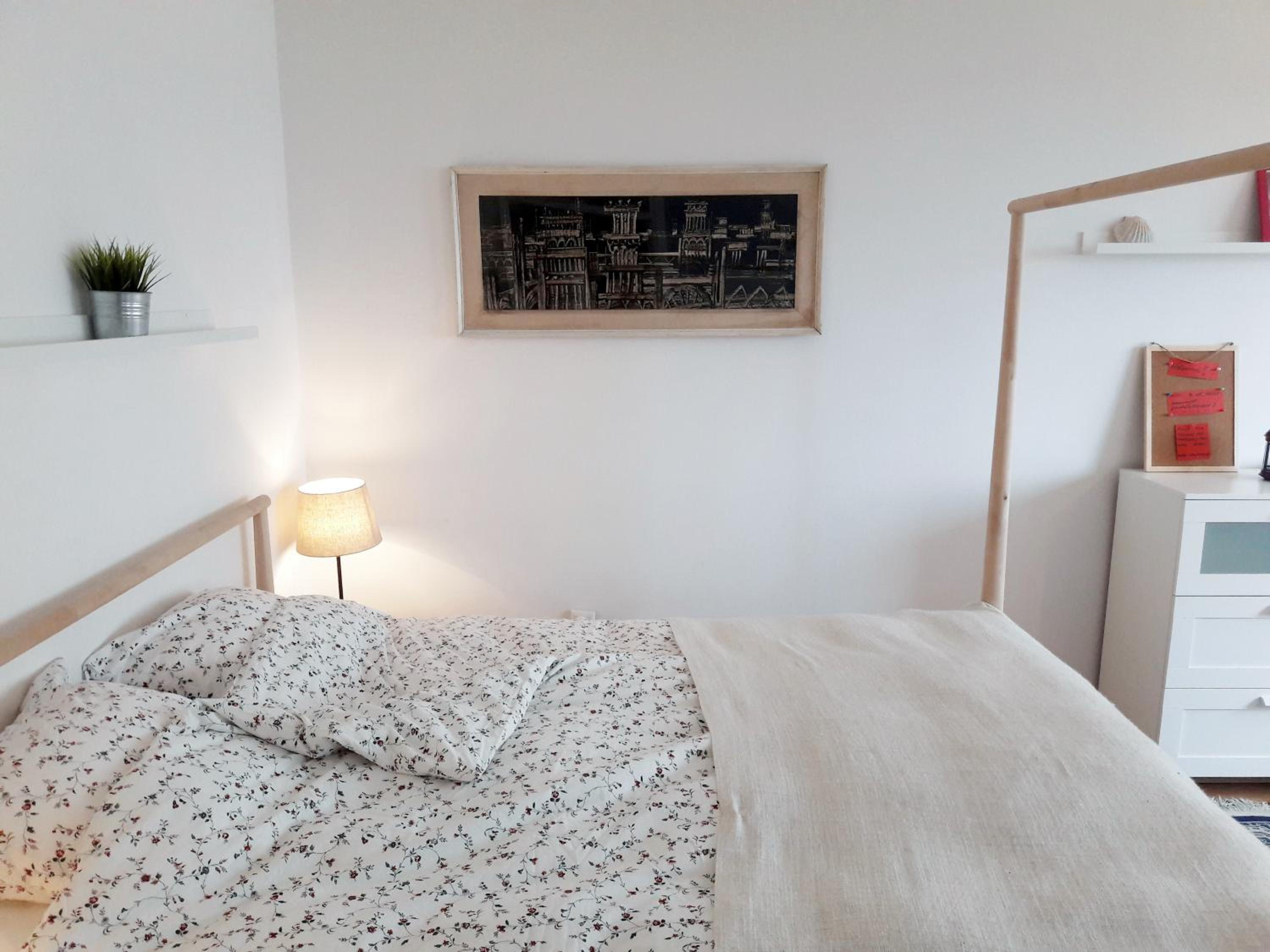 Studio Apartment - Photo 21