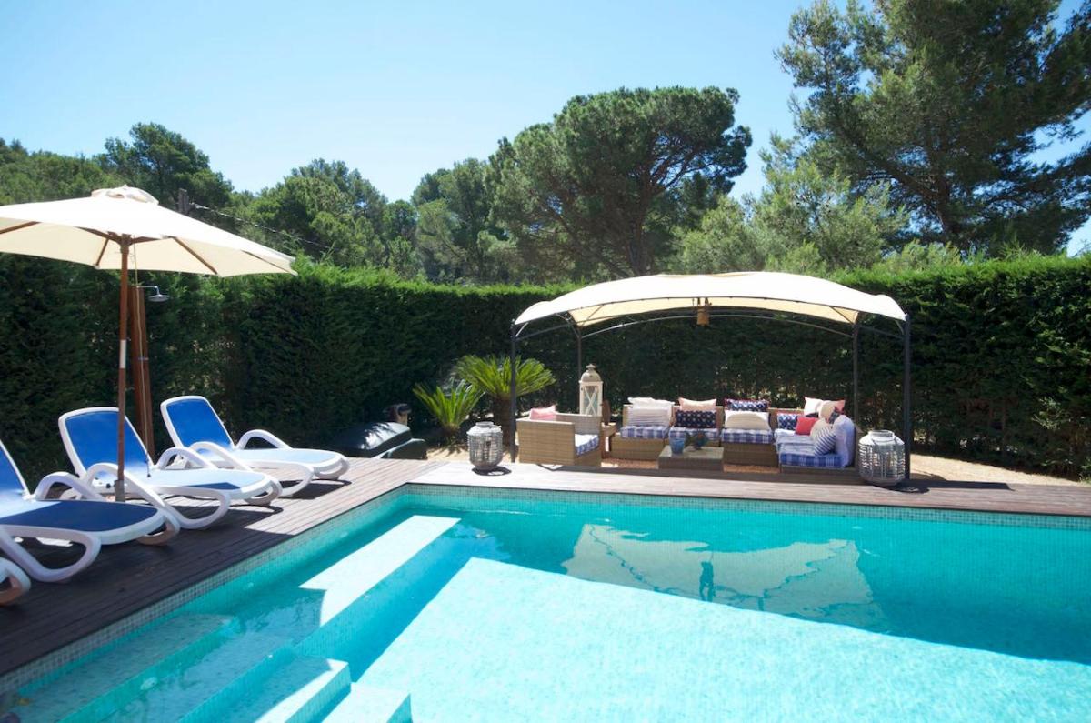 Villa with Private Pool photo 3