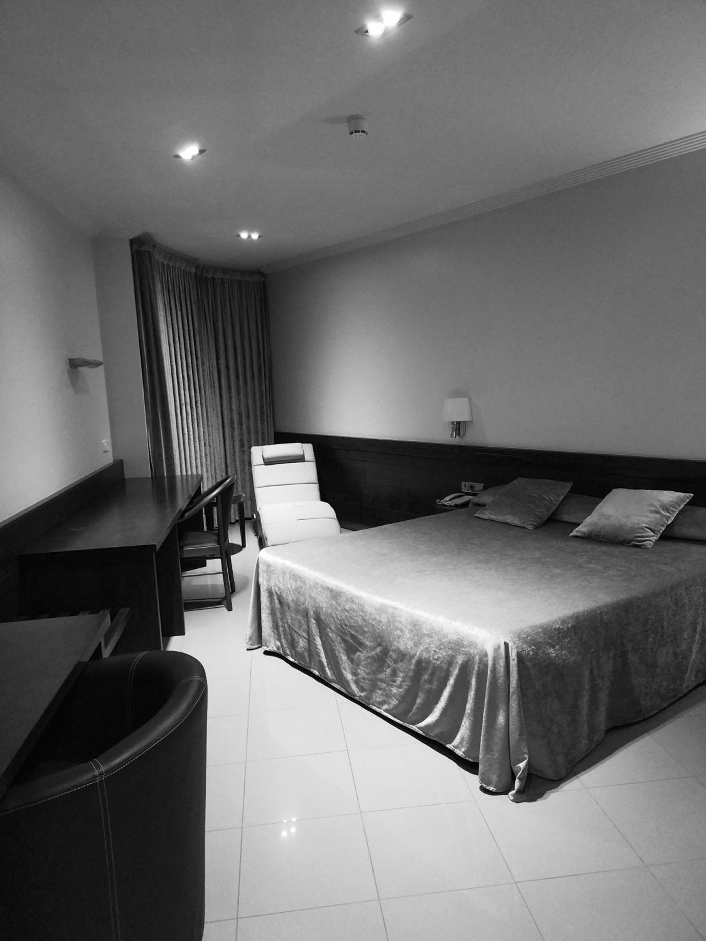 Deluxe Double Room photo 2