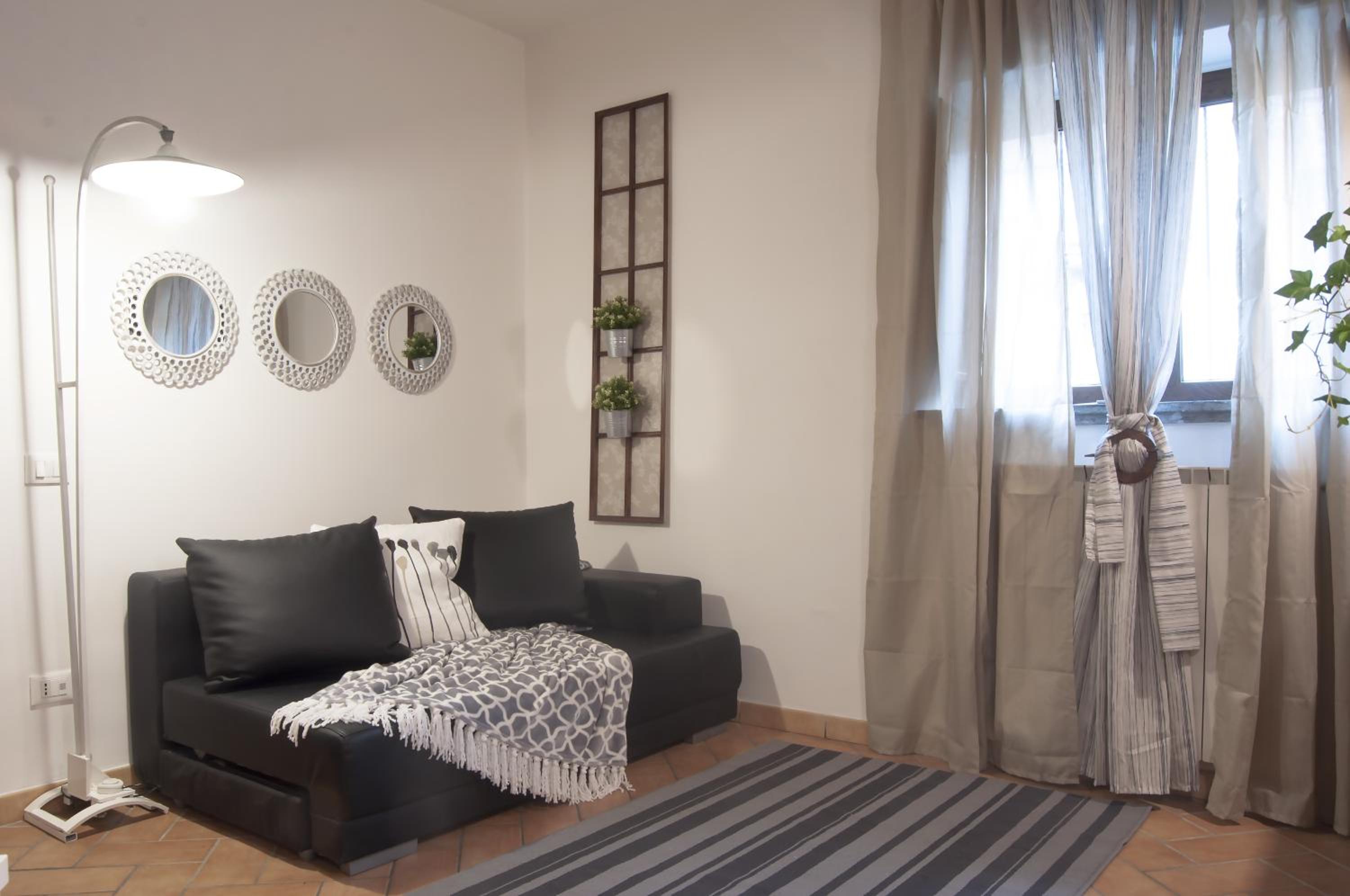 Apartment - Photo 45