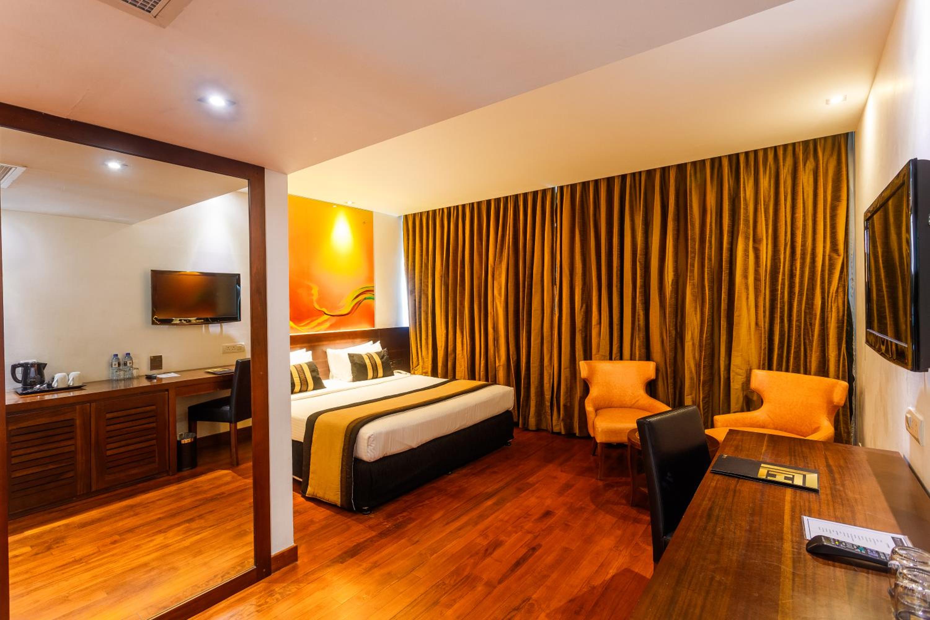 Super Deluxe Double or Twin Room with Free Early Check-in and Late Check Out (Subject to availability) and 10% Discount on Food at Hotel Restaurant