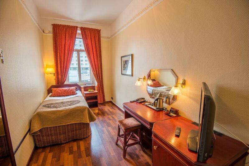 Standard Single Room photo 2