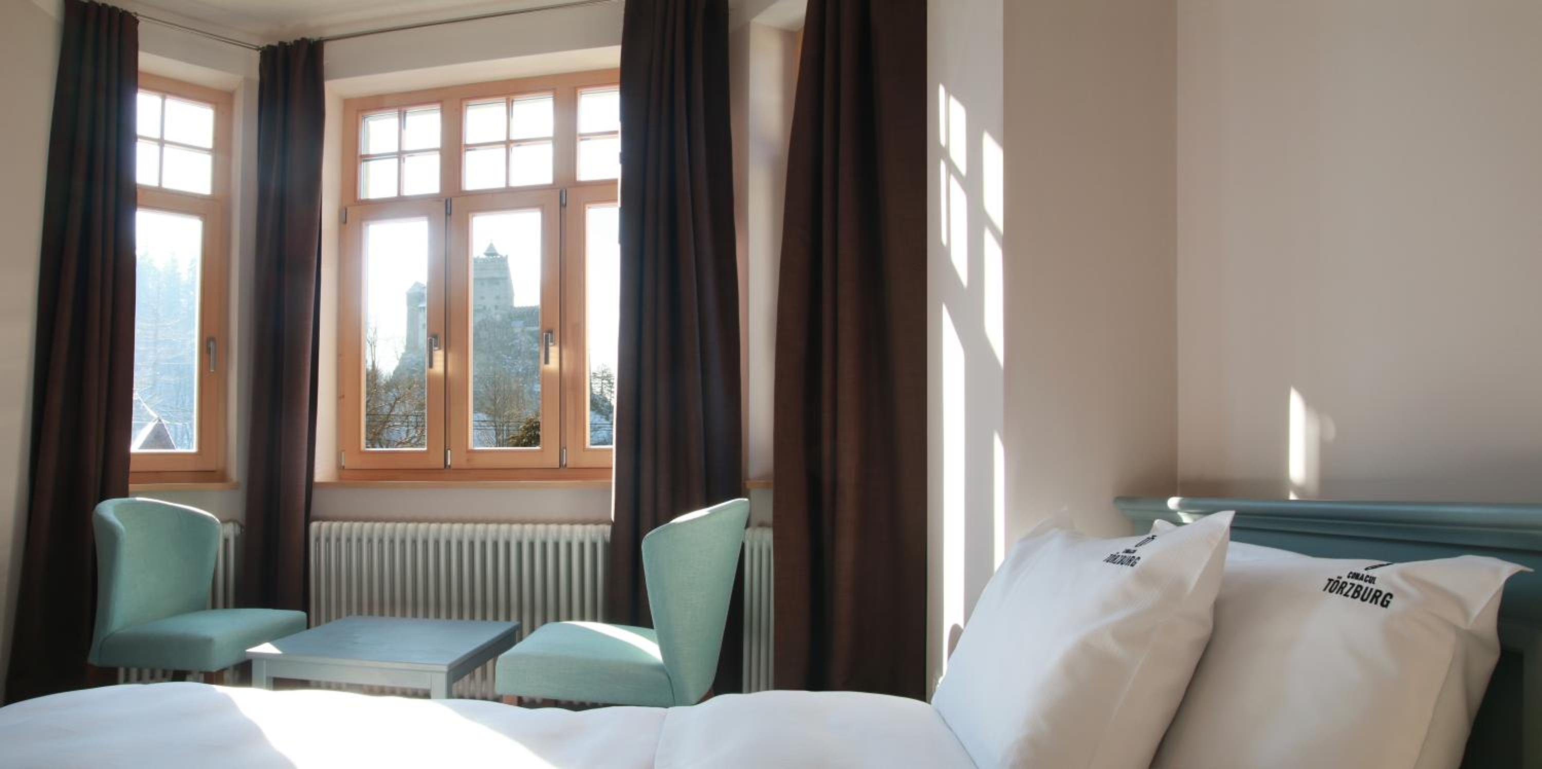 Deluxe Suite with Castle View