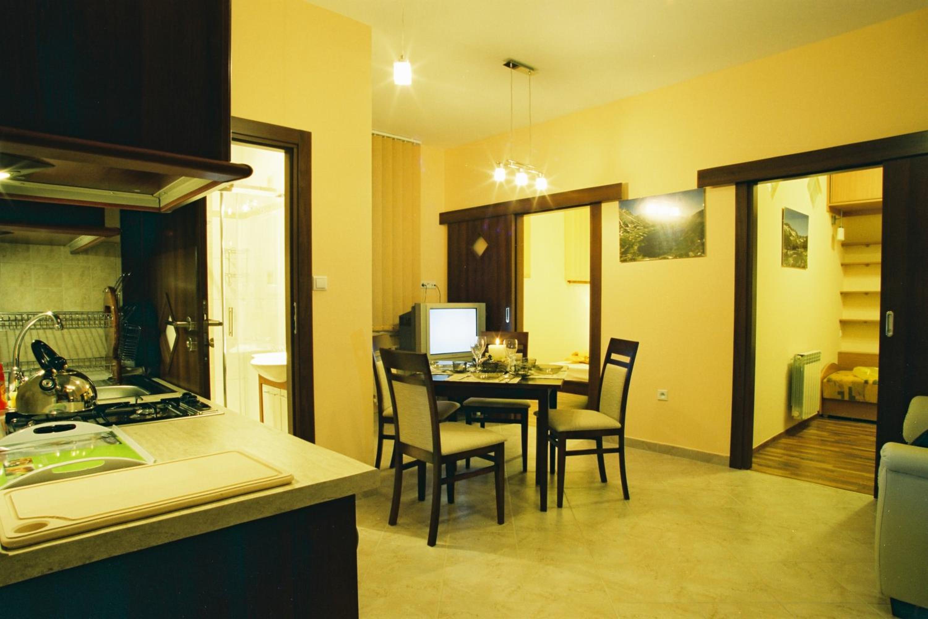 Two-Bedroom Apartment - Photo 3