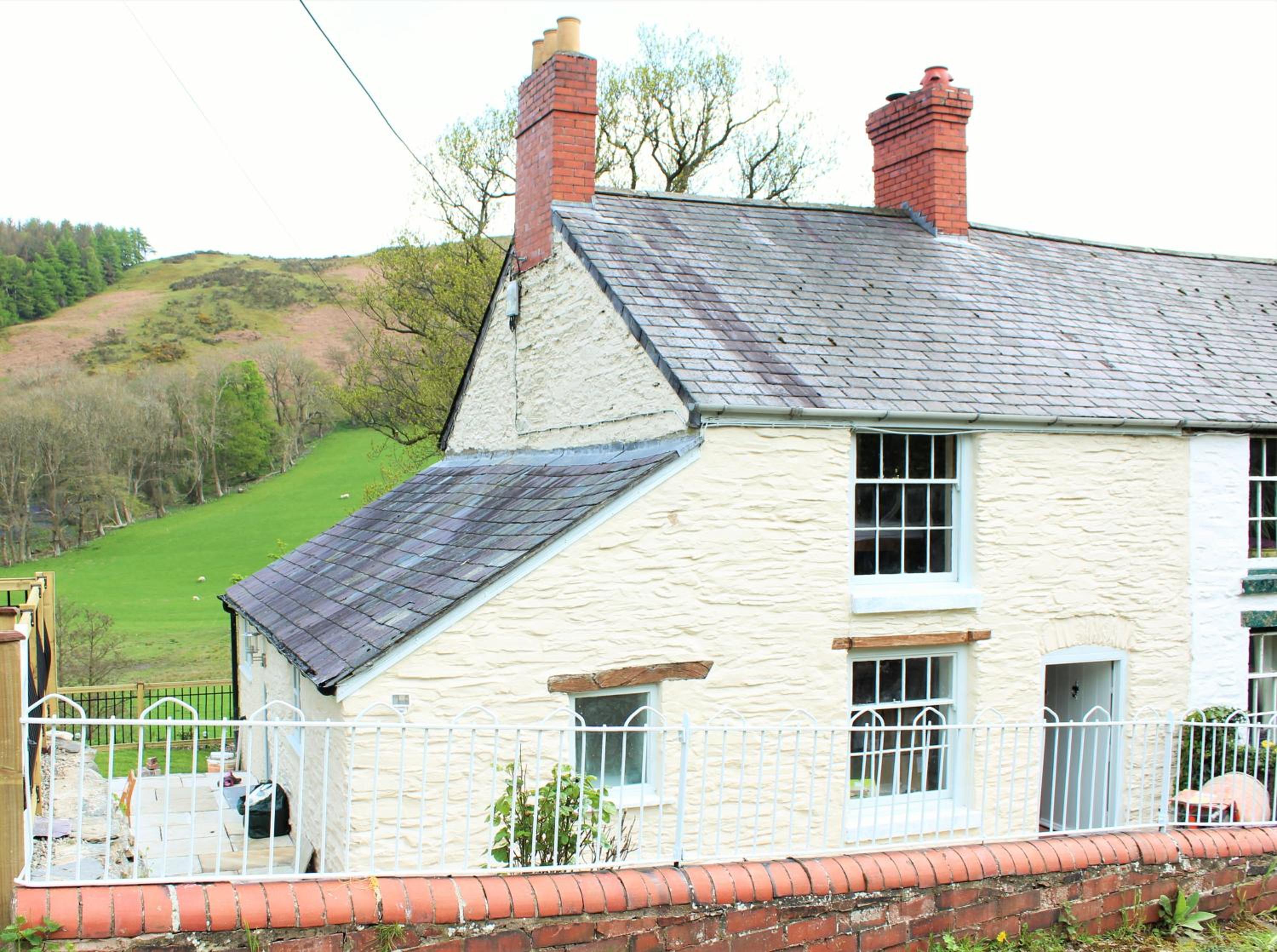 Two-Bedroom House photo 2