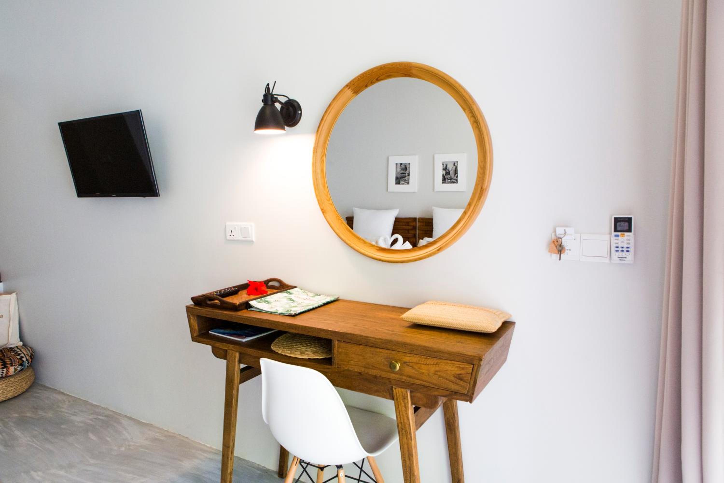 Deluxe Double or Twin Room with Garden View