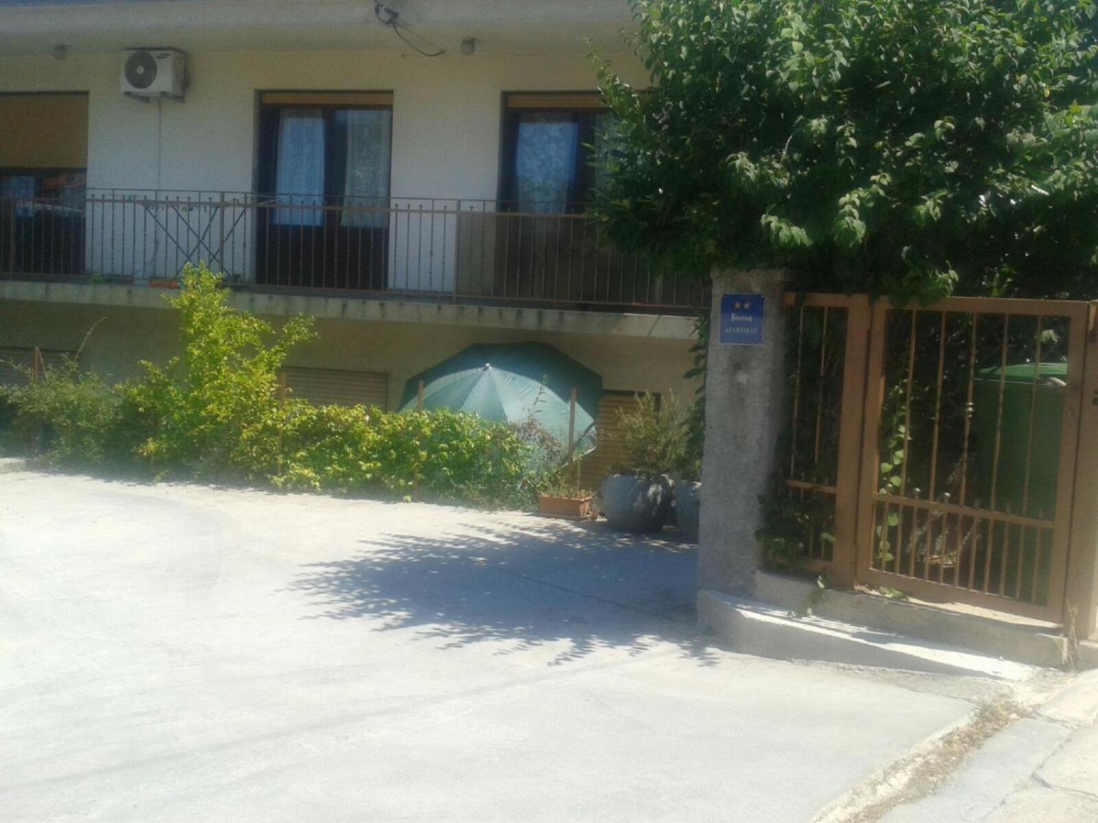 Apartment with Garden View photo 2