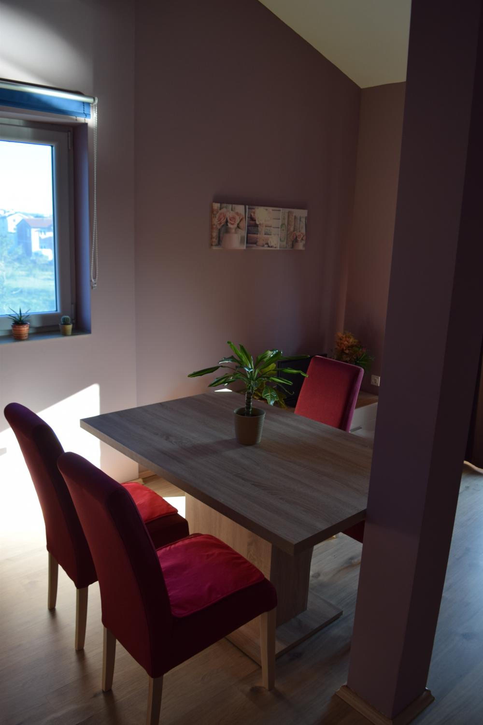 Apartment - Photo 25