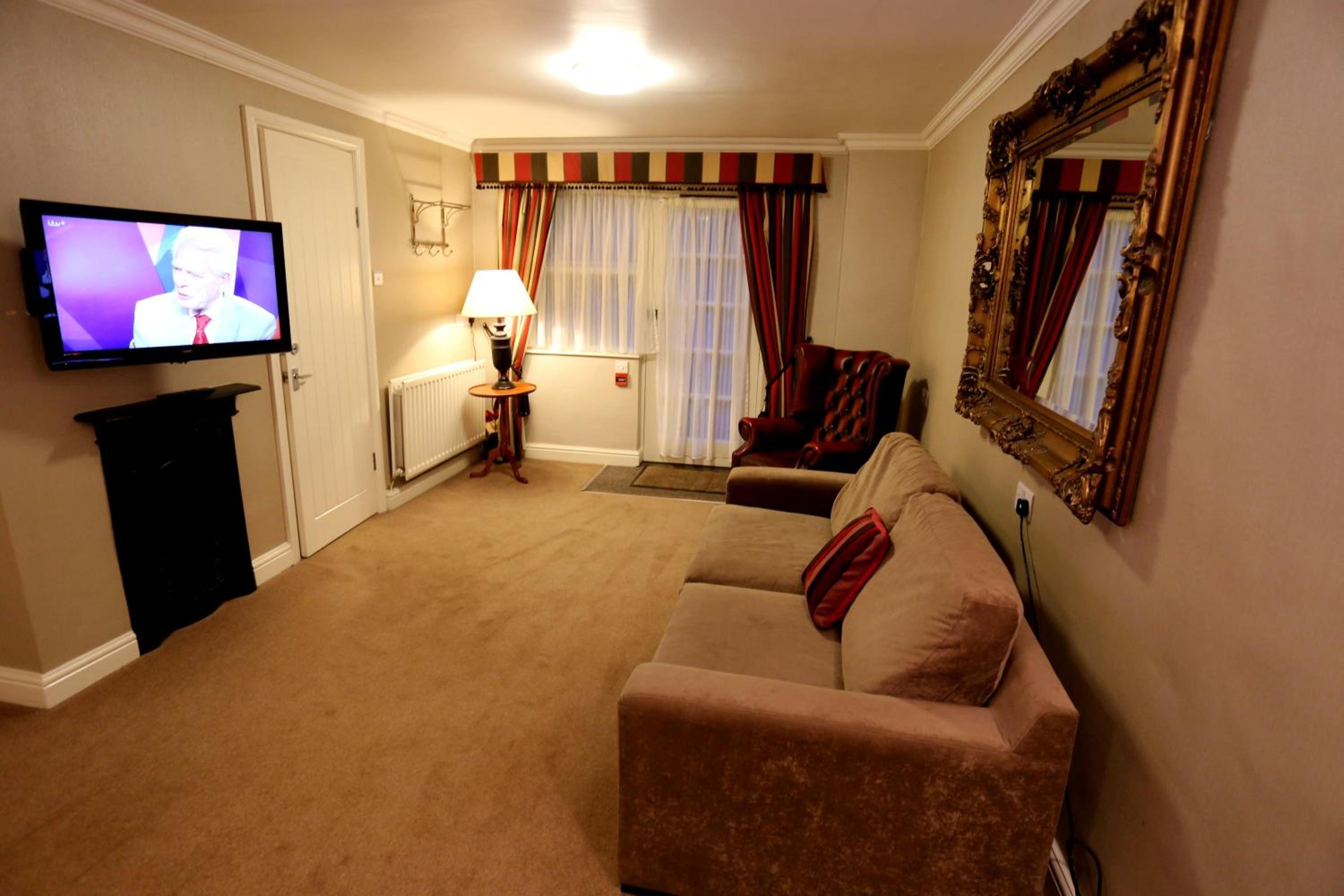 Premier Studio - Photo 1