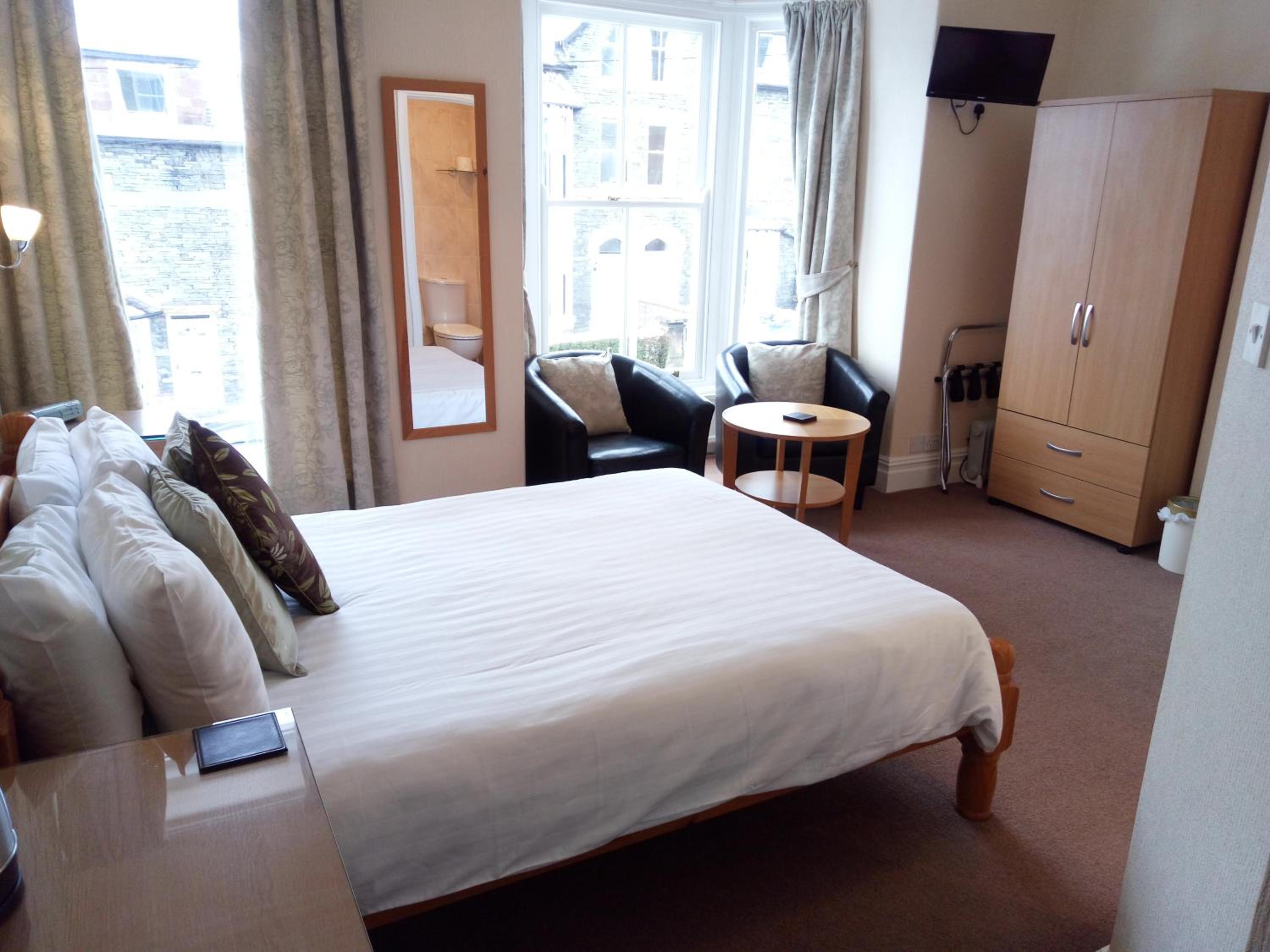 Deluxe Double Room with Shower photo 1