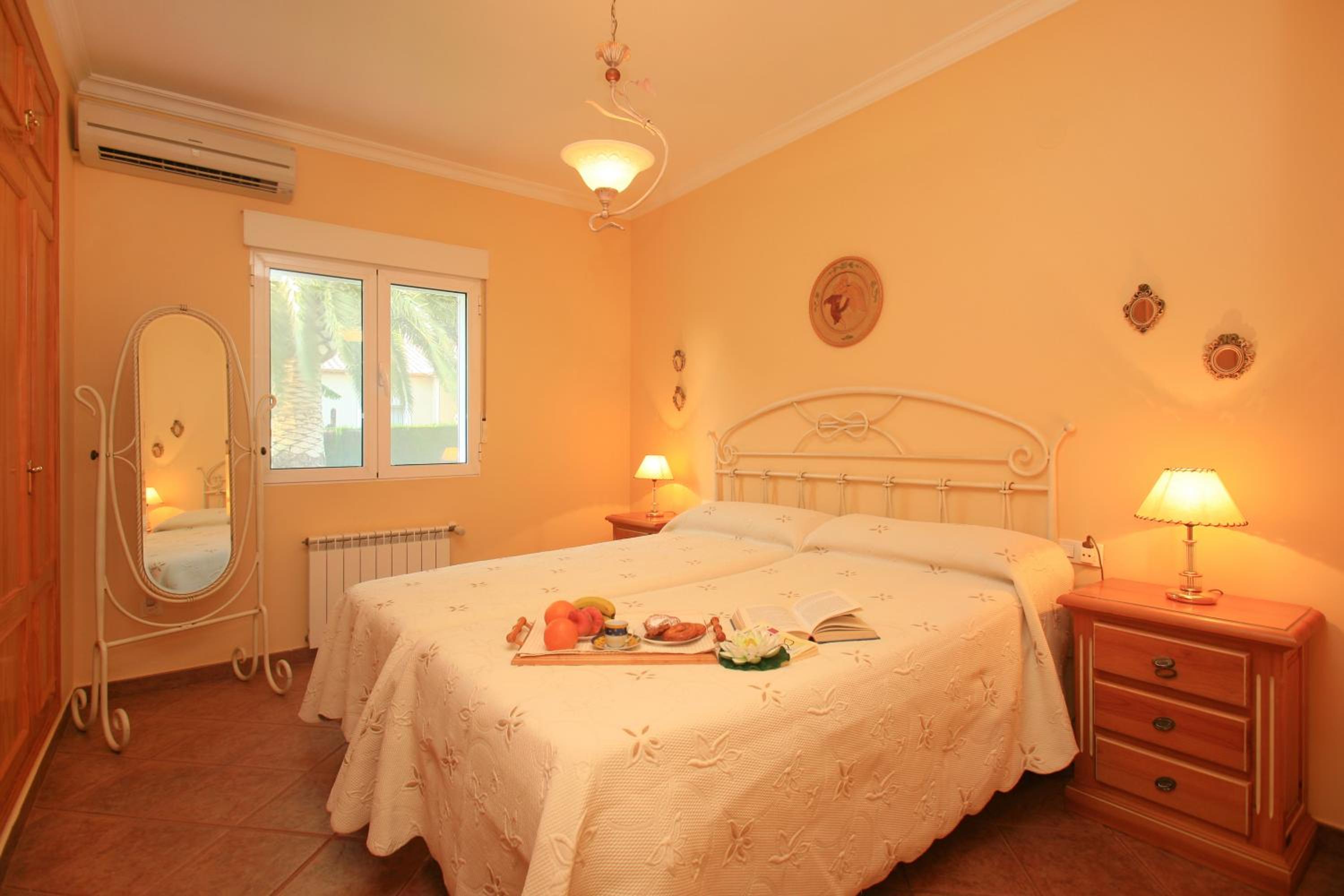 Villa de cinco habitaciones