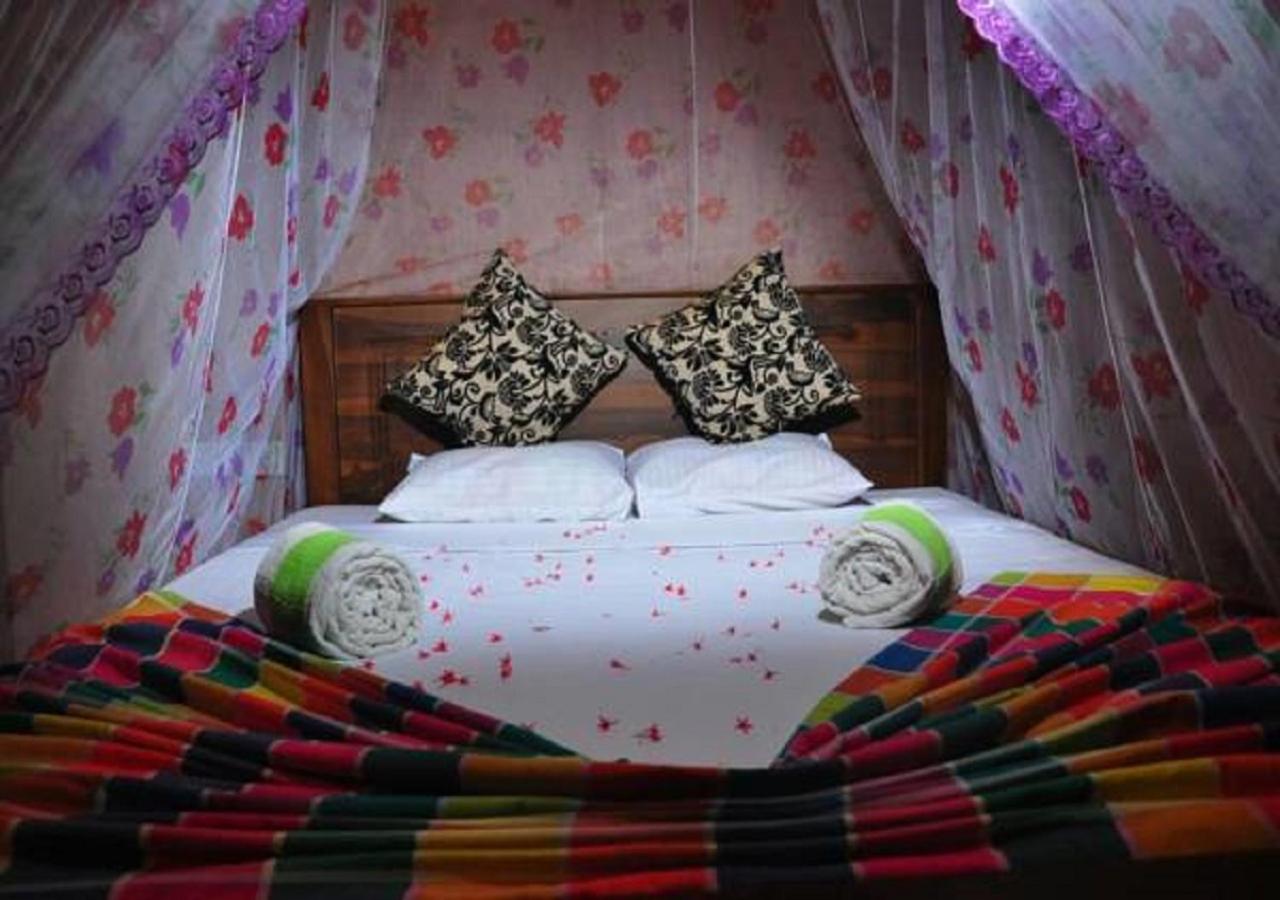 Budget Double Room photo 2