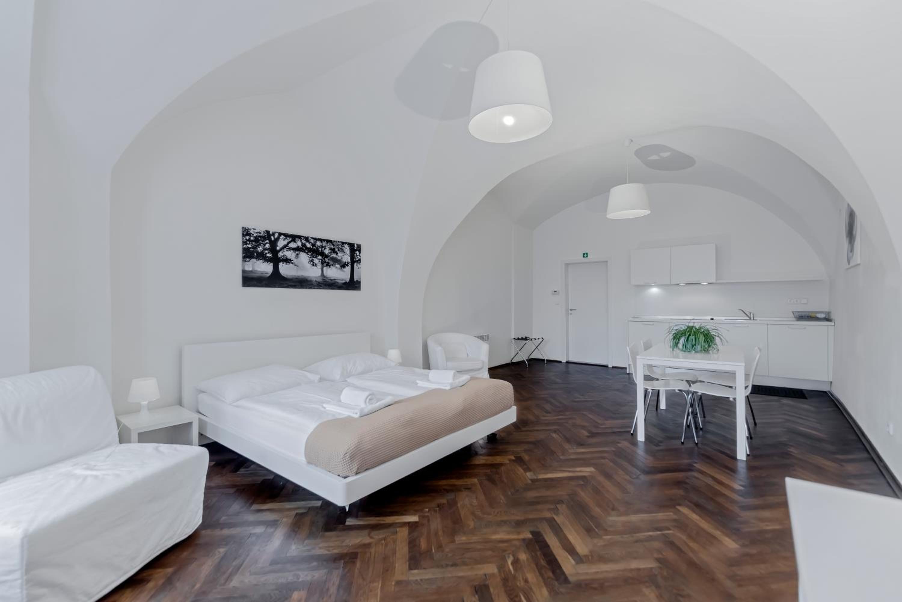 Deluxe Apartment (2 Adults) photo 1