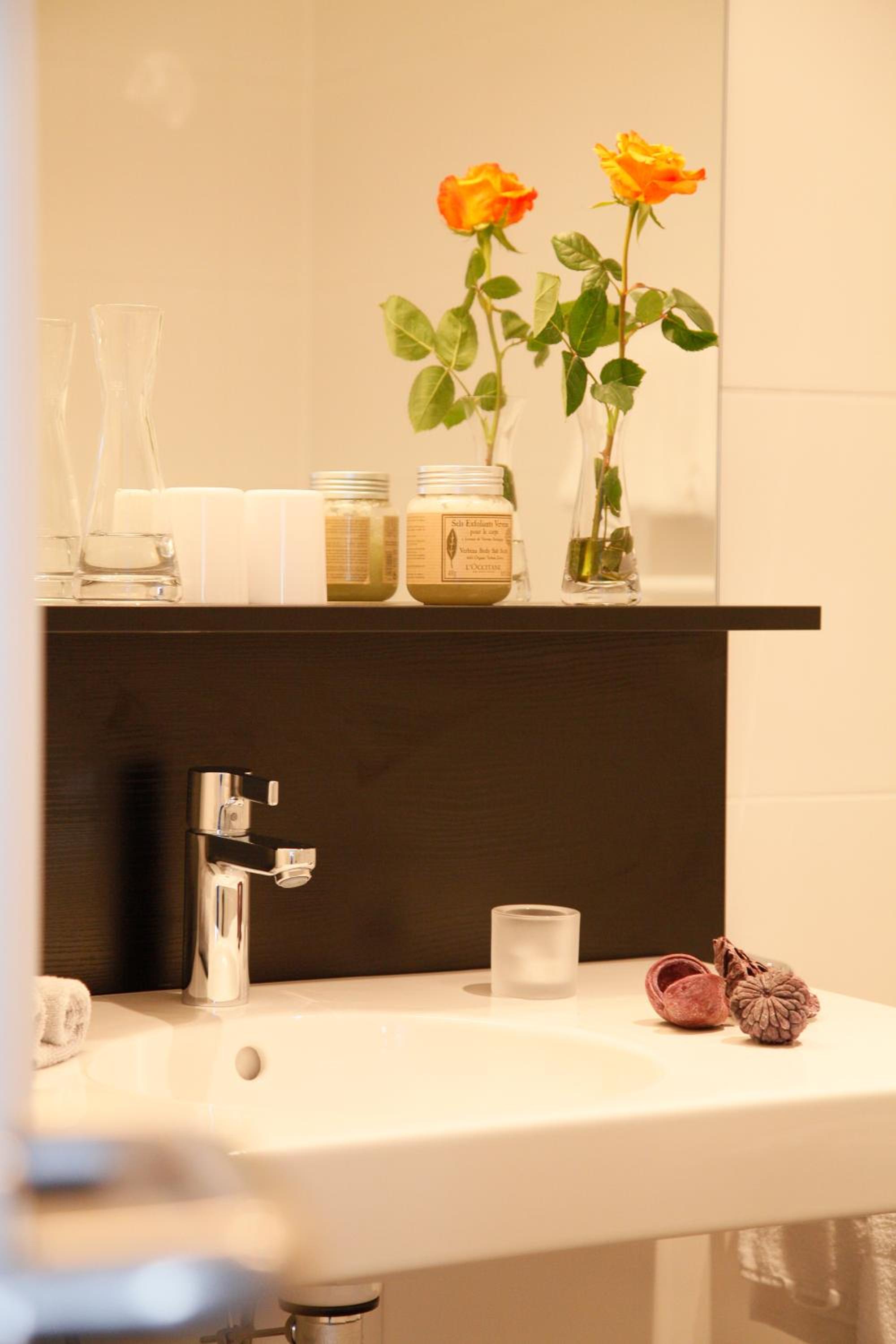 Business Suite - Photo 9
