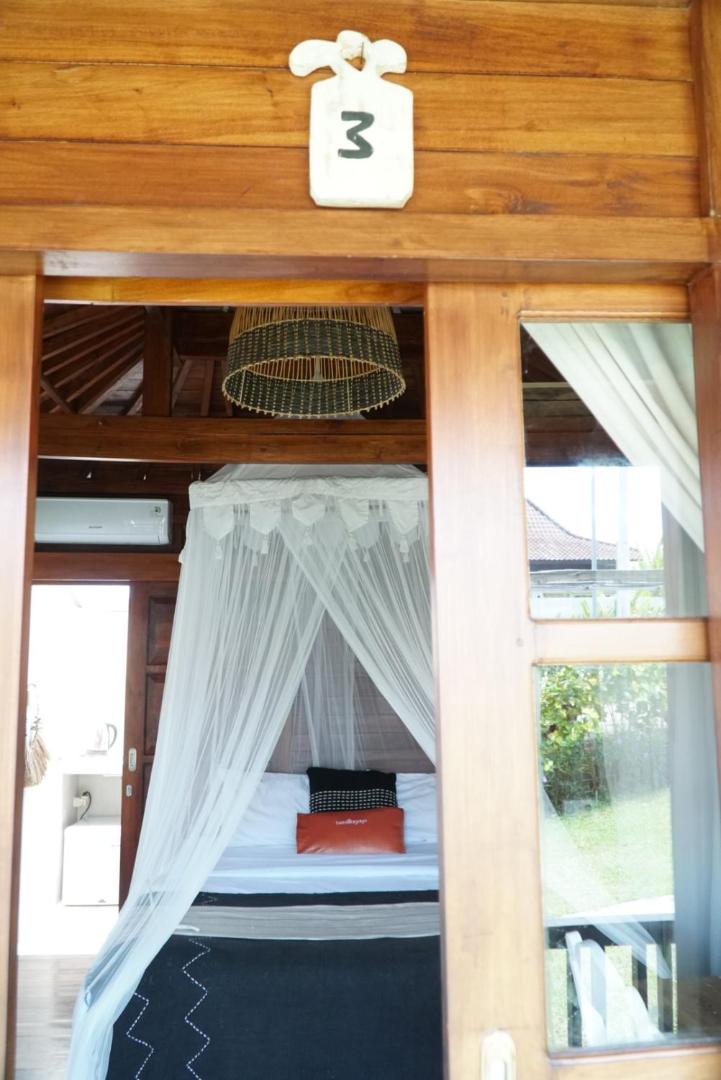 One-Bedroom House photo 1