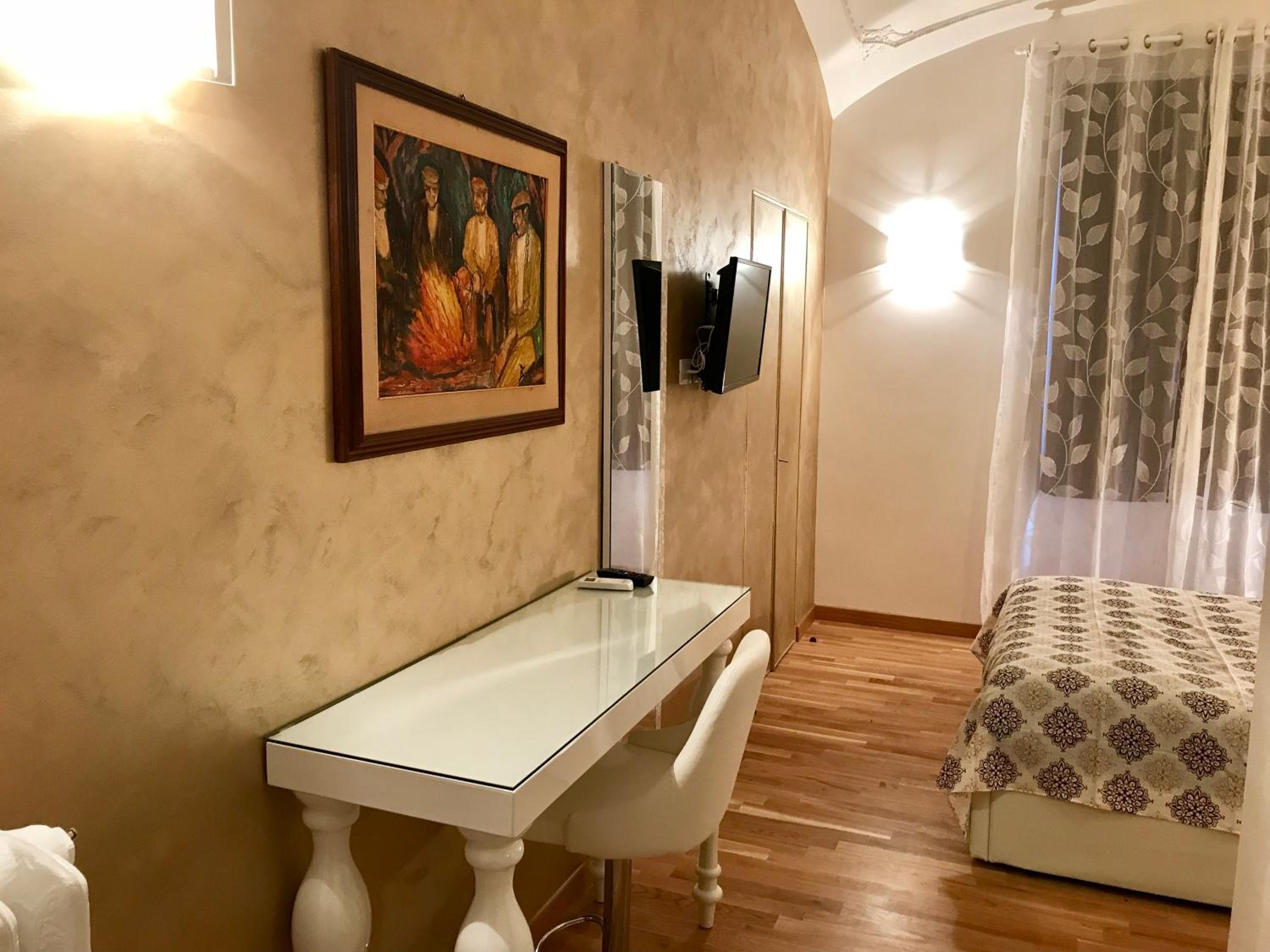 Double Room photo 3