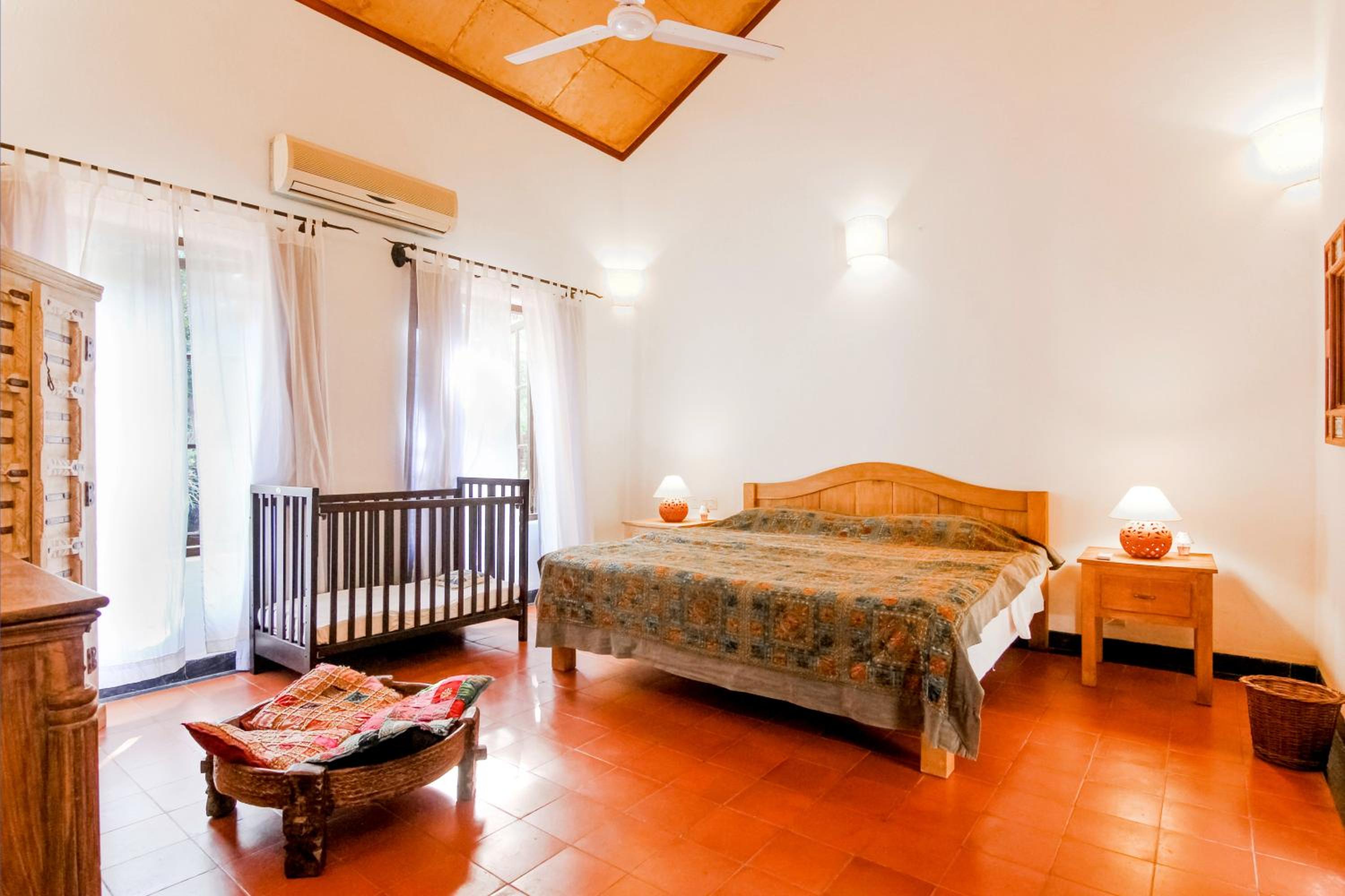 Luxury Villa with Private Pool photo 3