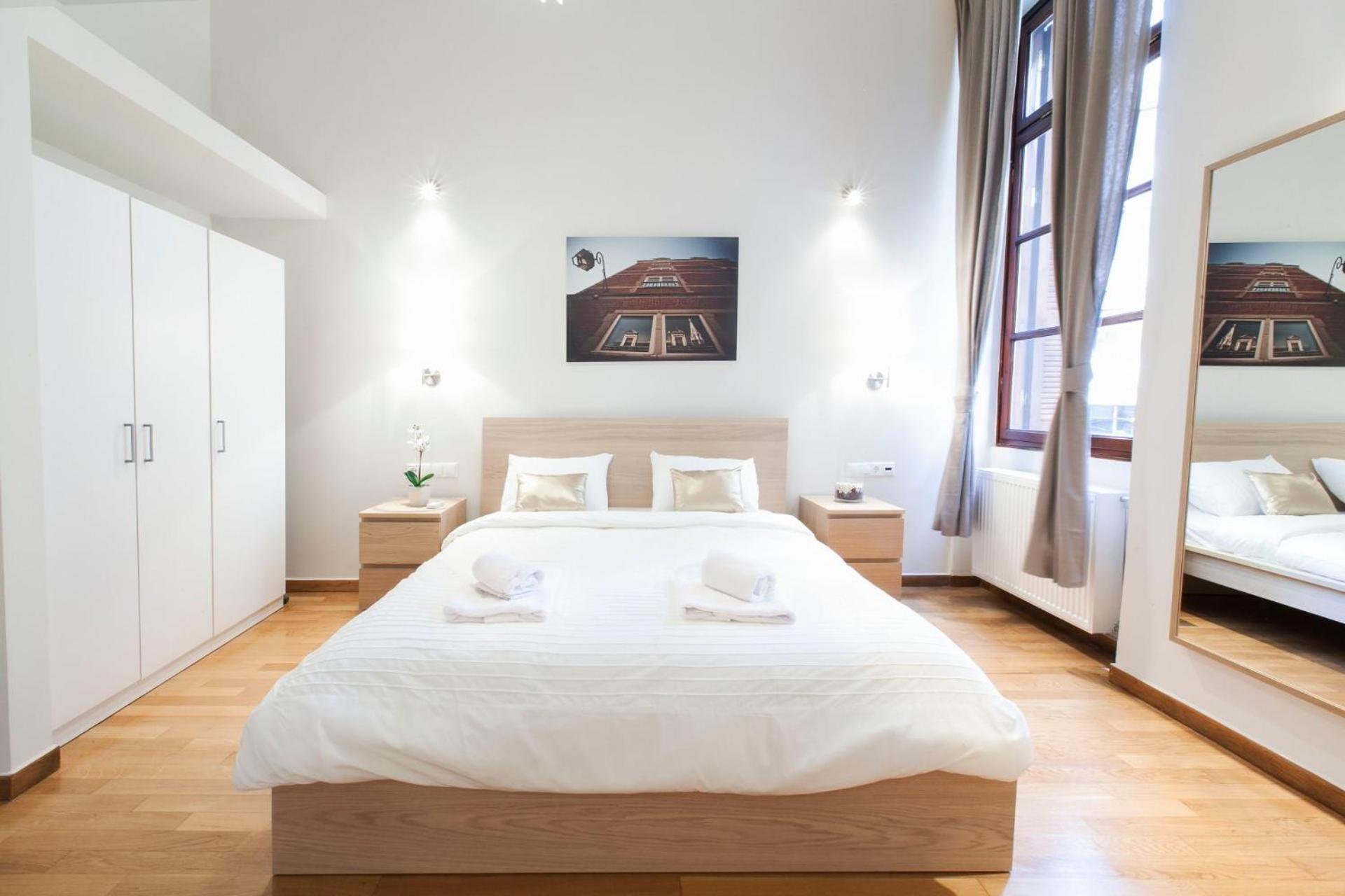 (2B) One Bedroom Apartment photo 3