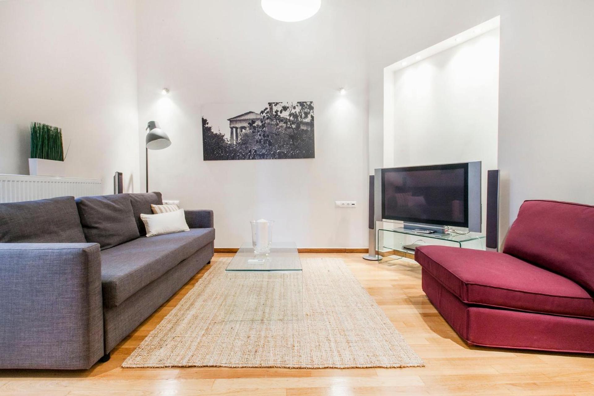 (2B) One Bedroom Apartment  photo 1