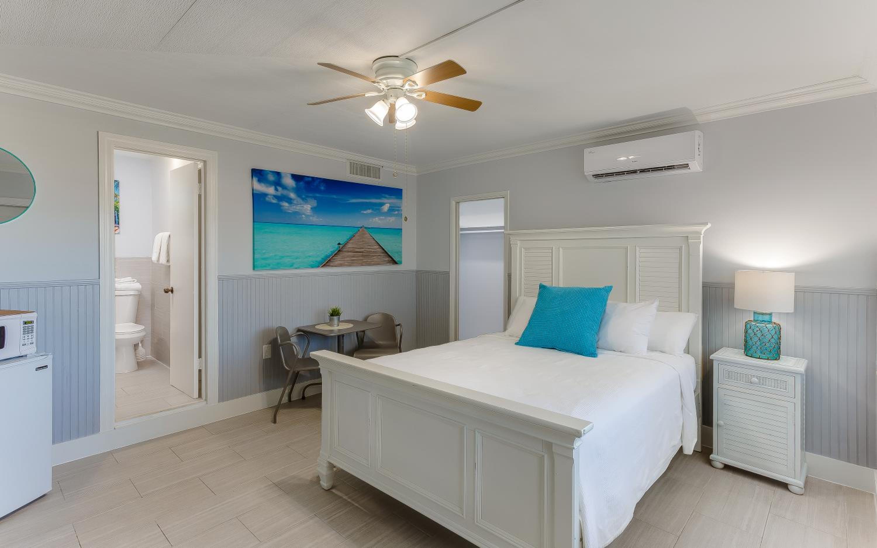Standard Queen Room - Photo 1