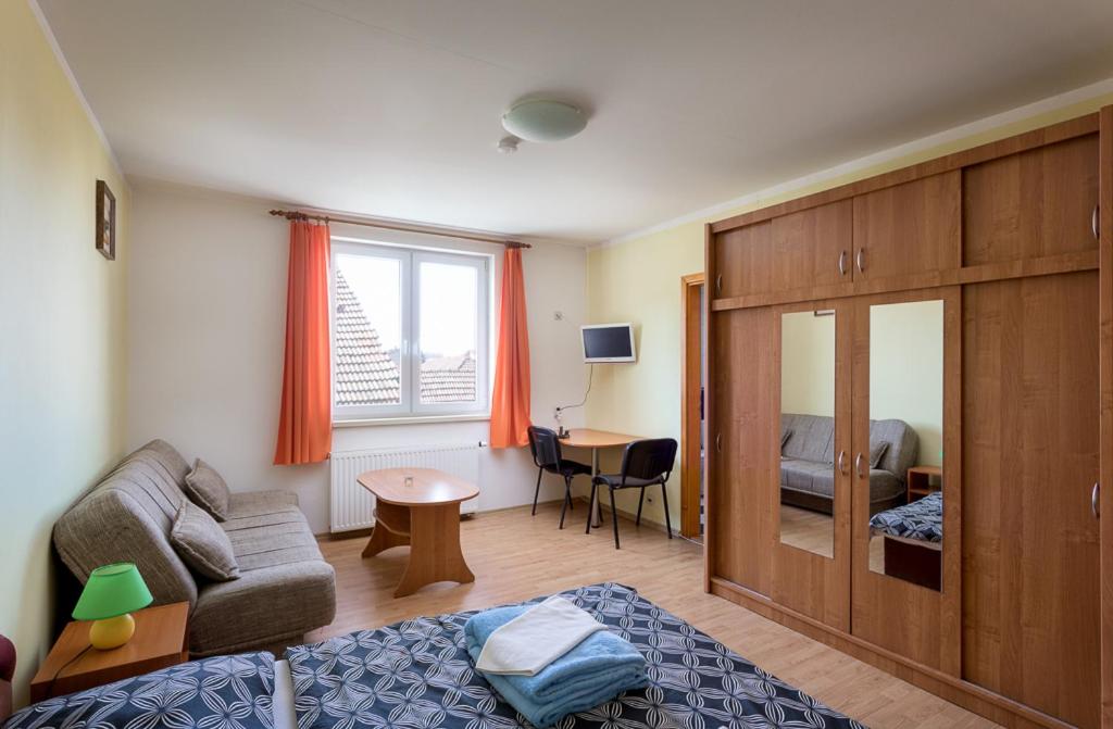 Double Room with Extra Bed - Photo 6