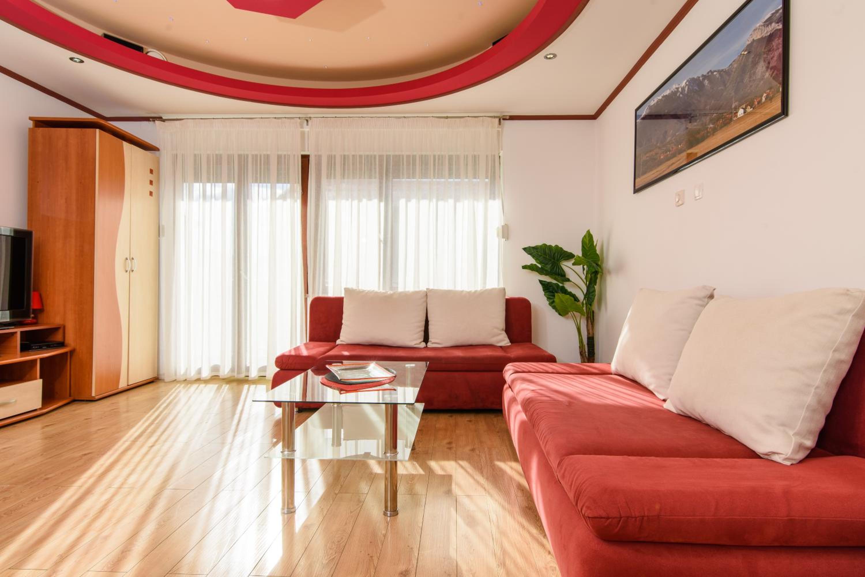 Comfort One-Bedroom Apartment with Balcony