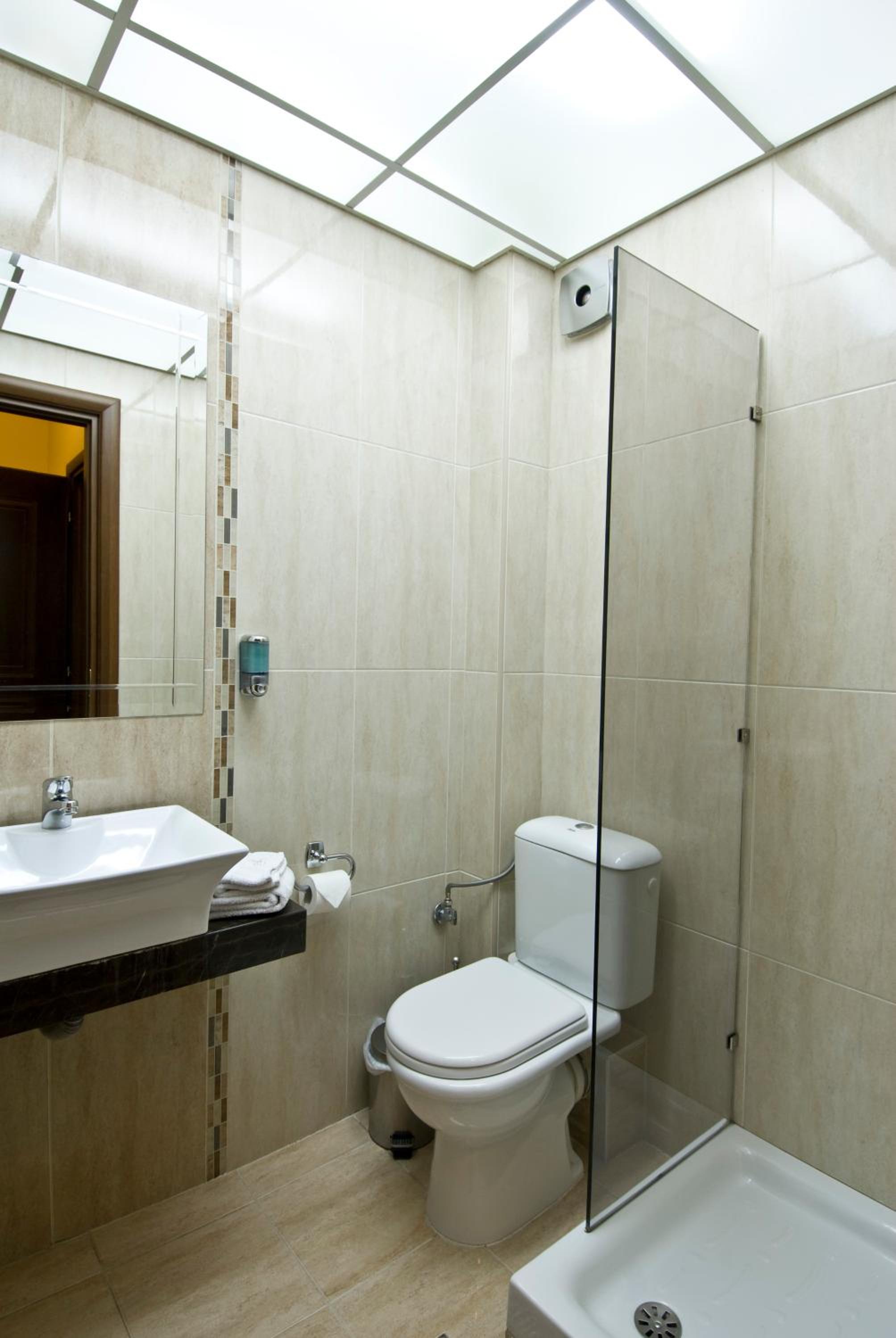 Single Room photo 2