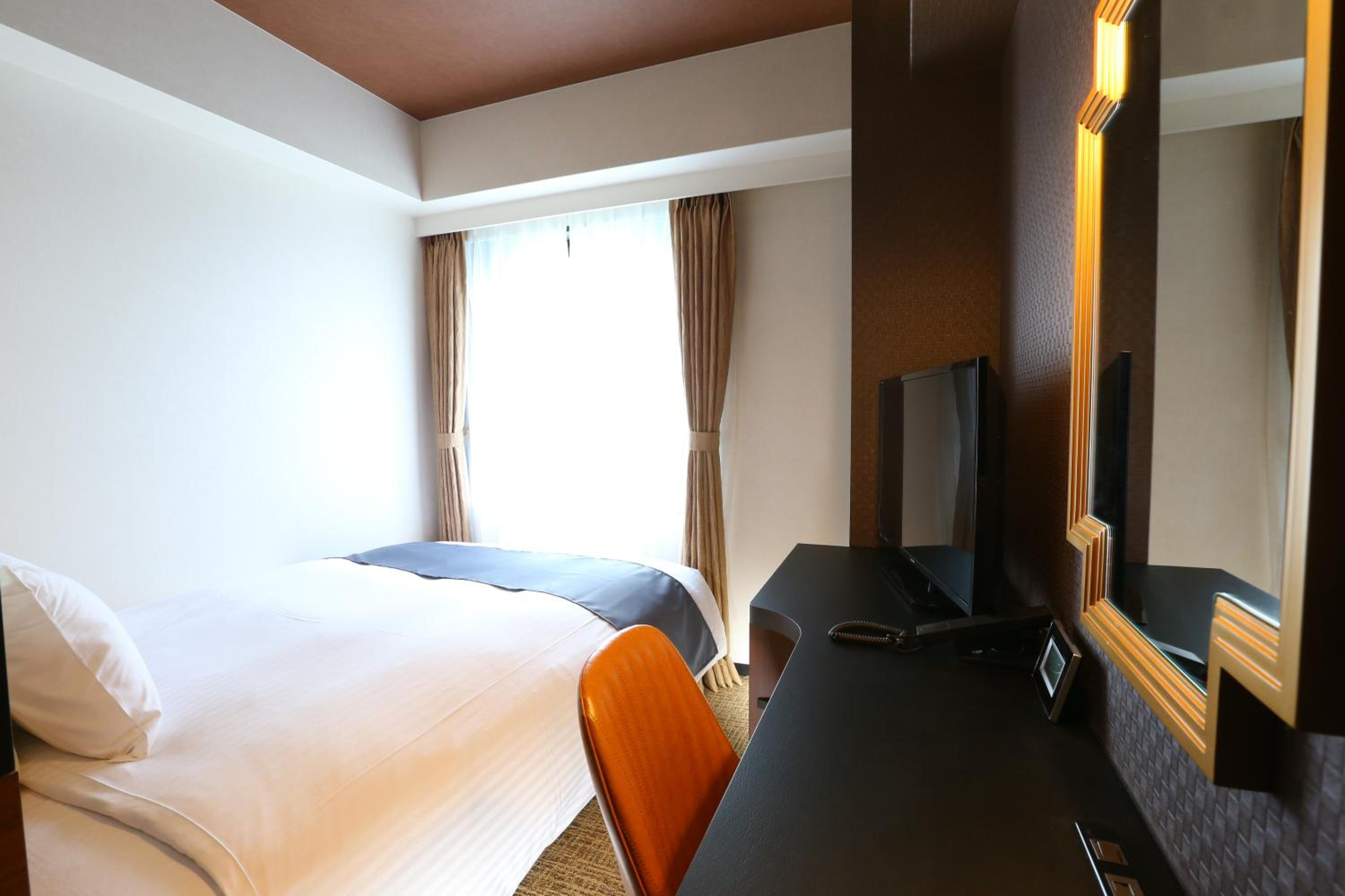 Single Room - Non-Smoking photo 1