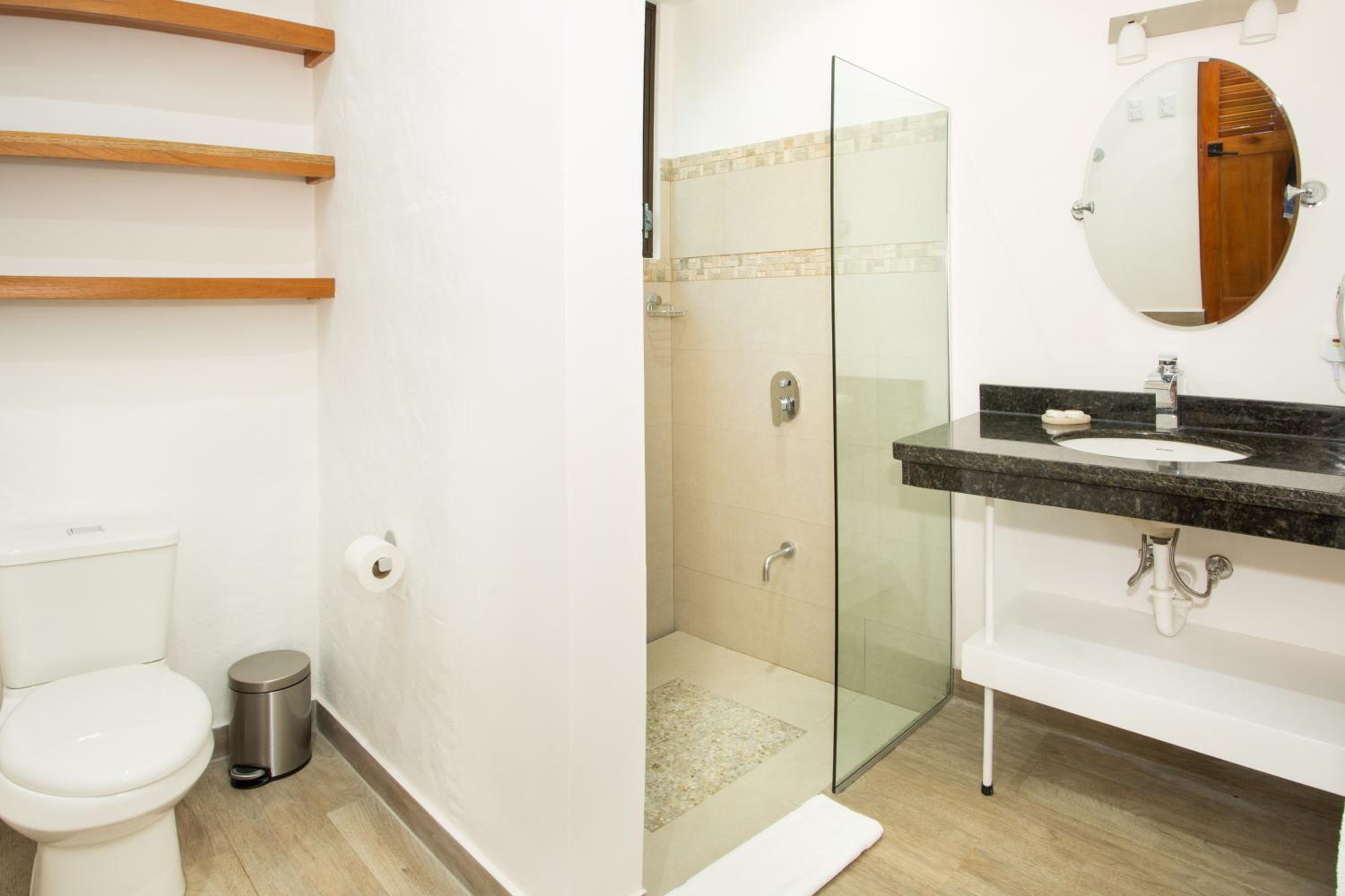 Double Room with Balcony photo 3
