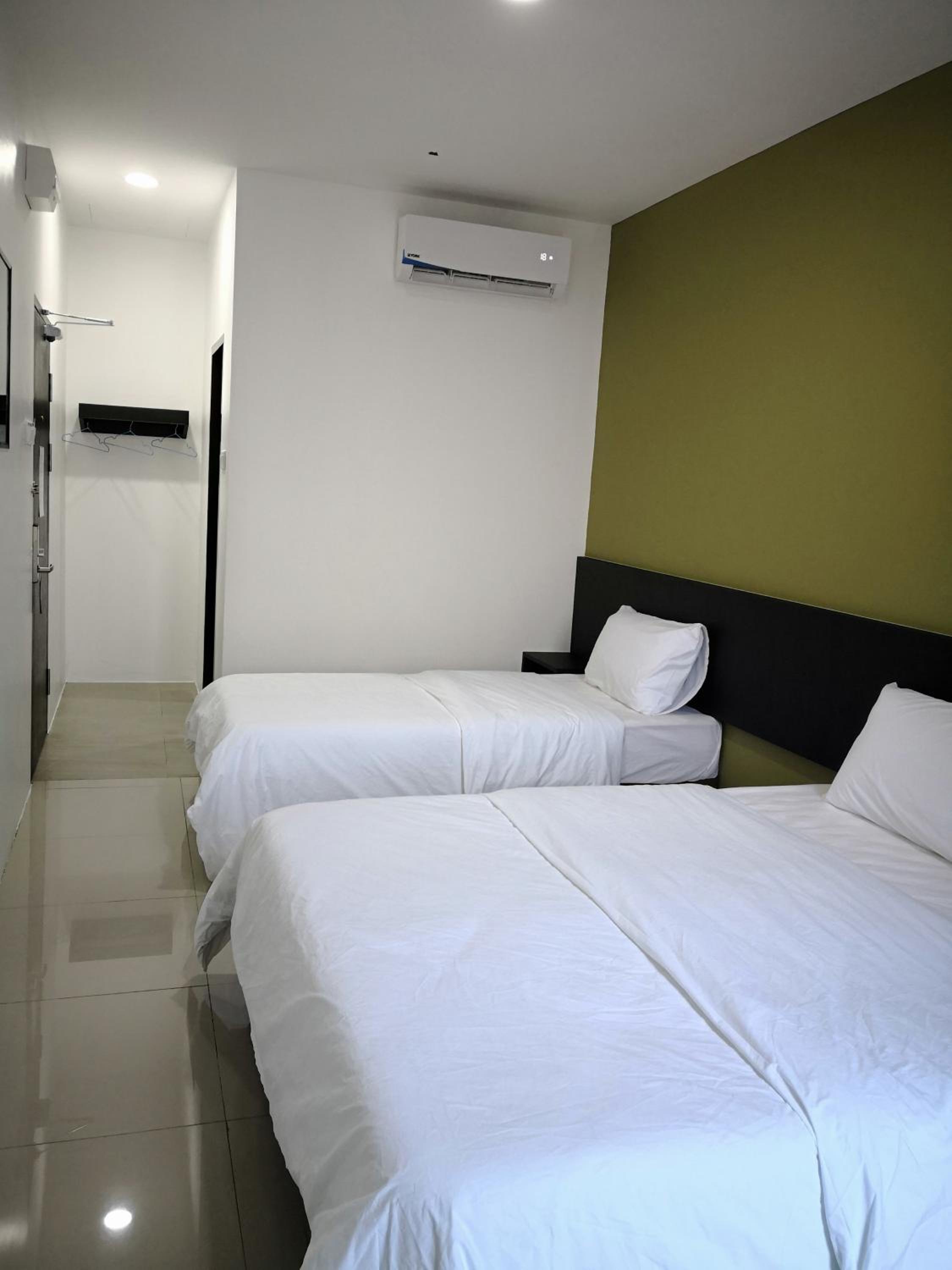 Standard Triple Room photo 3