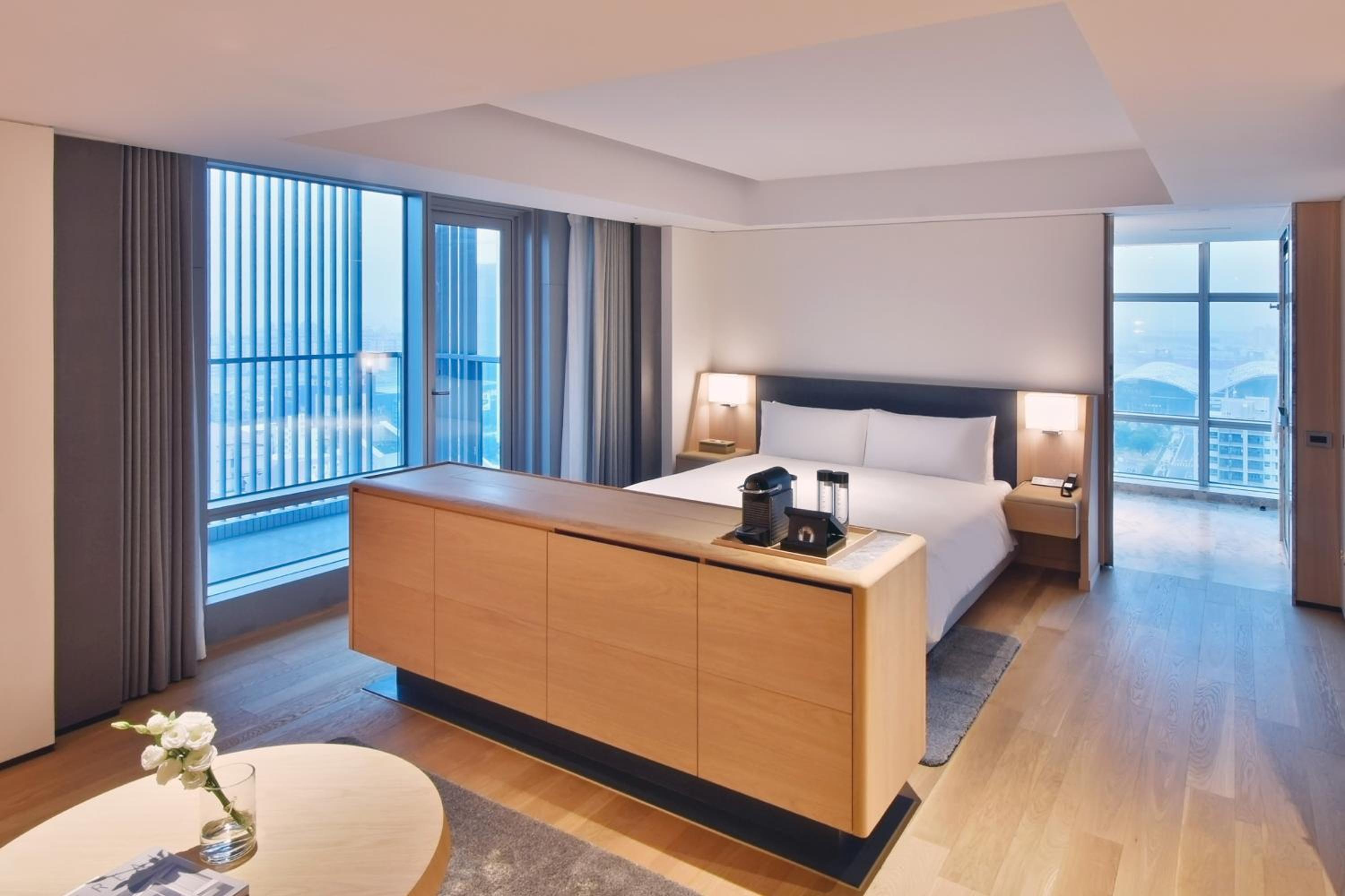 Superior King Room