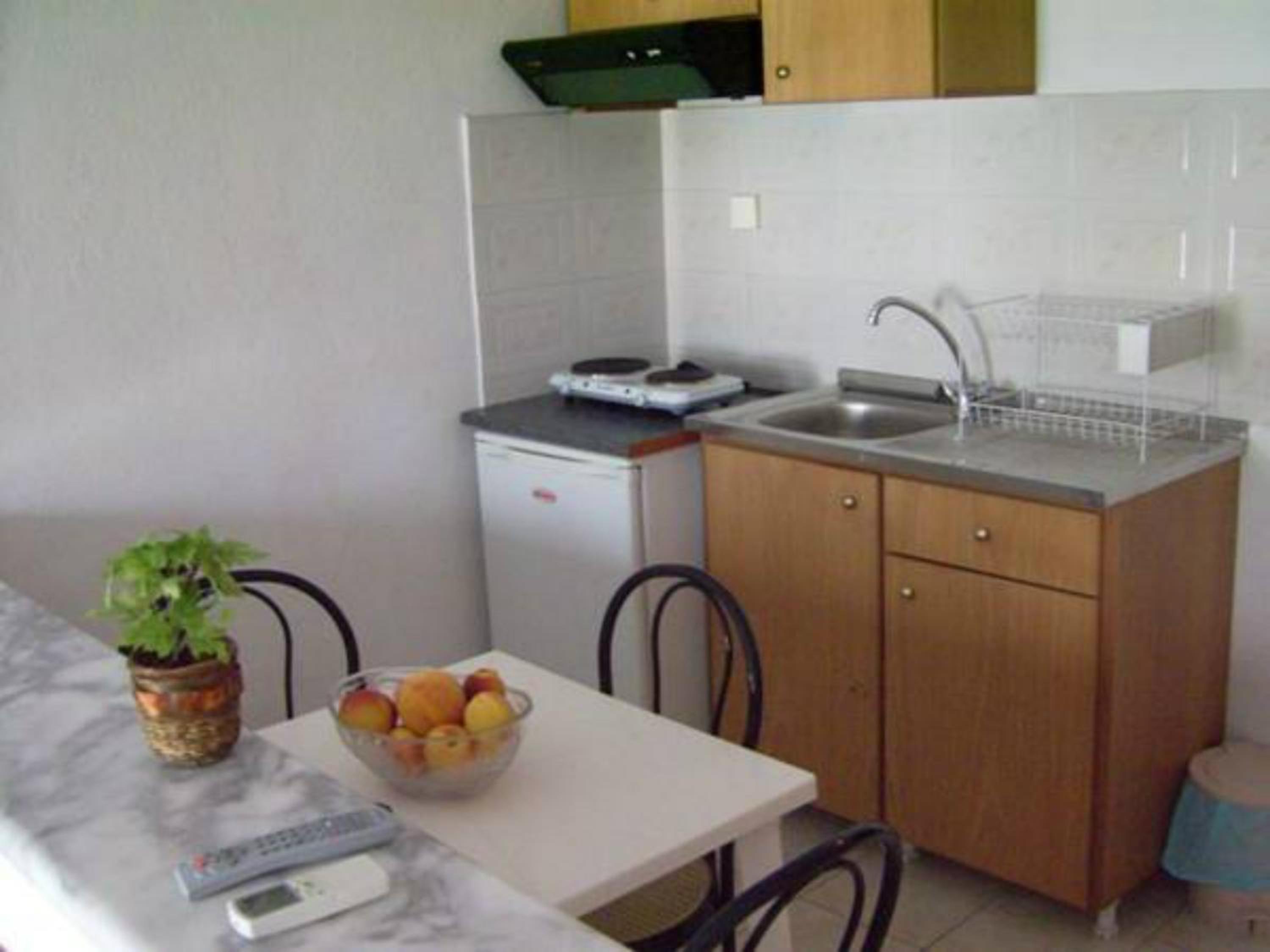 Studio (2 Adults) - Photo 8