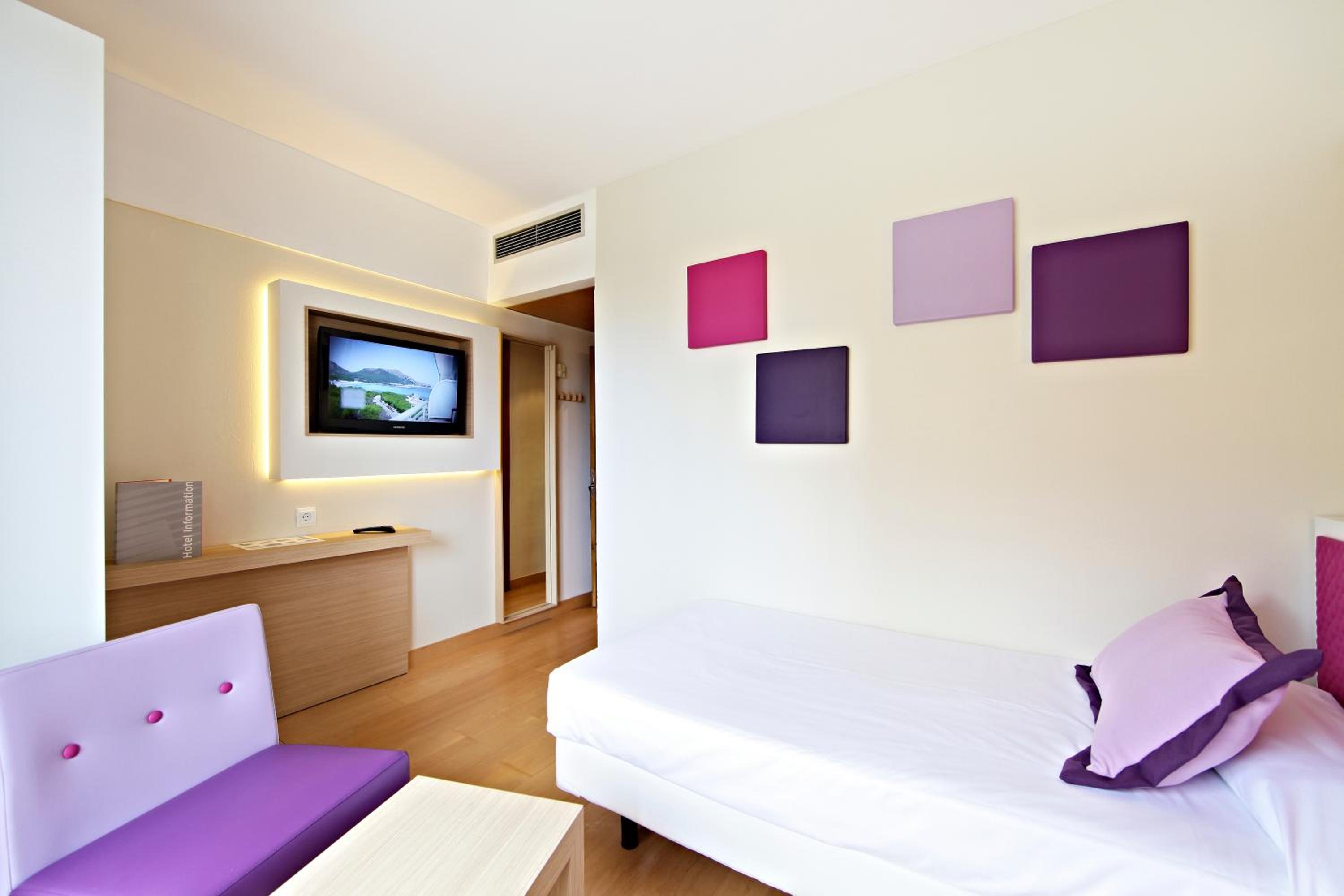 Single Room photo 3