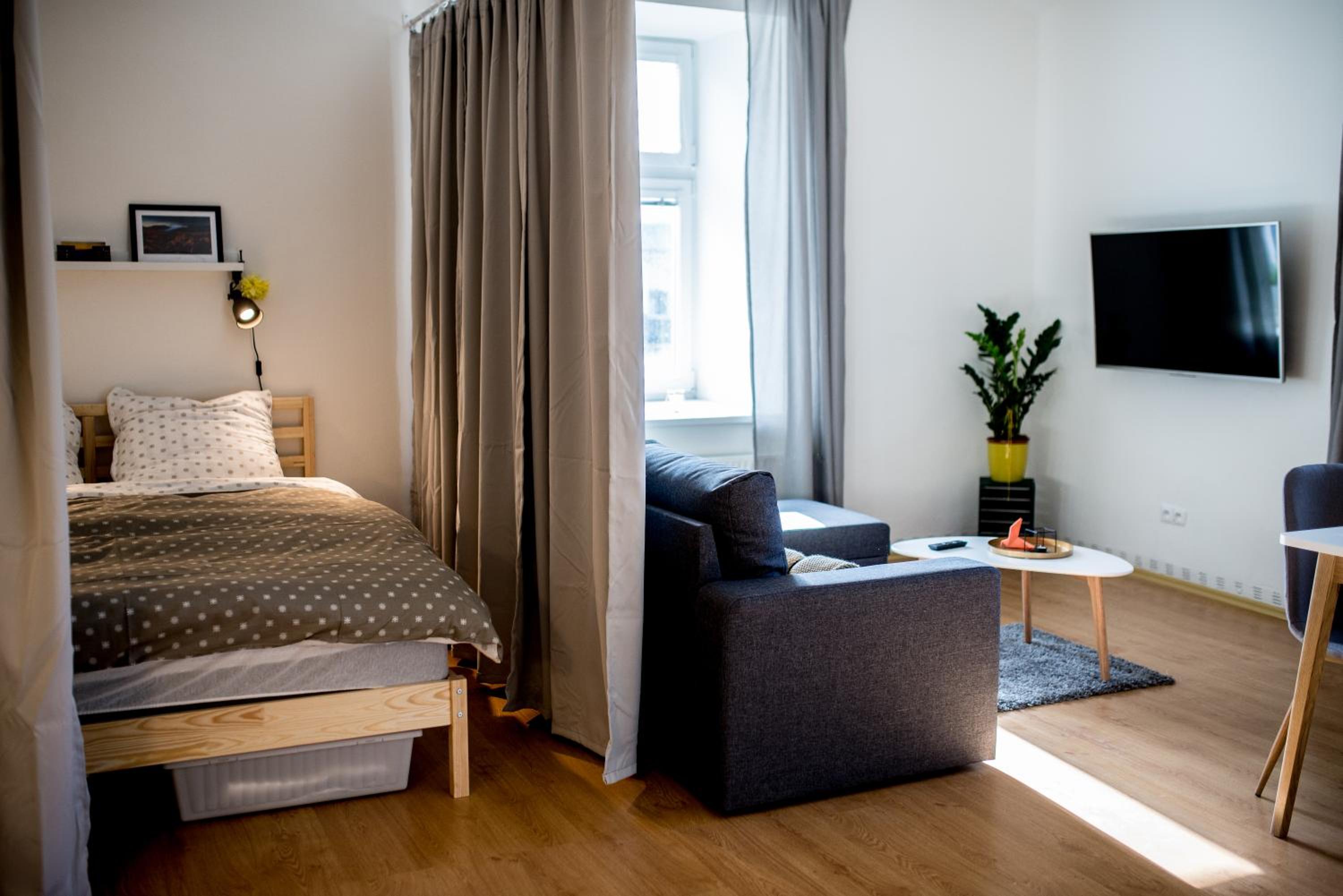 Apartment photo 2