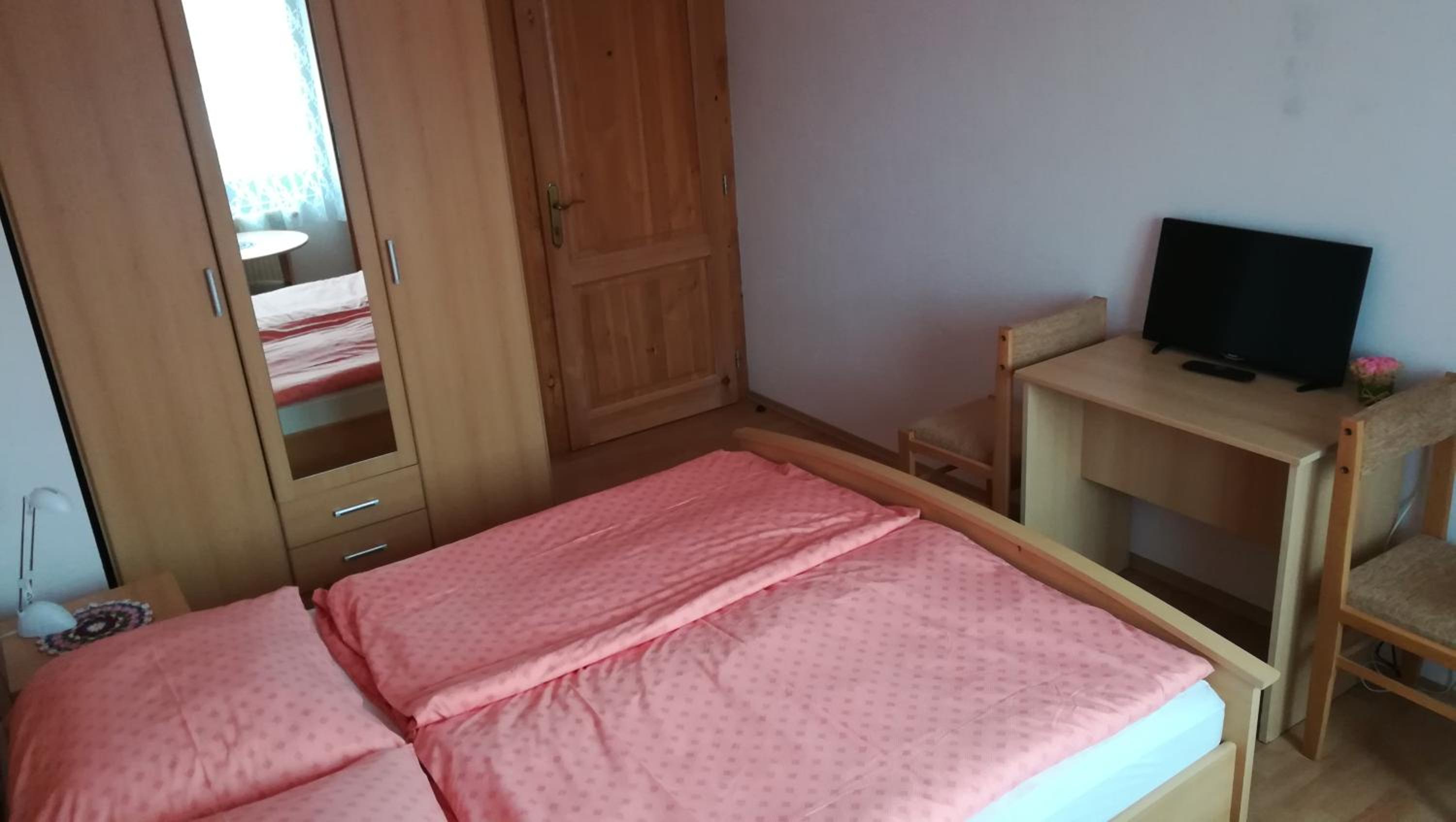 Double Room with Shared Kitchen photo 3