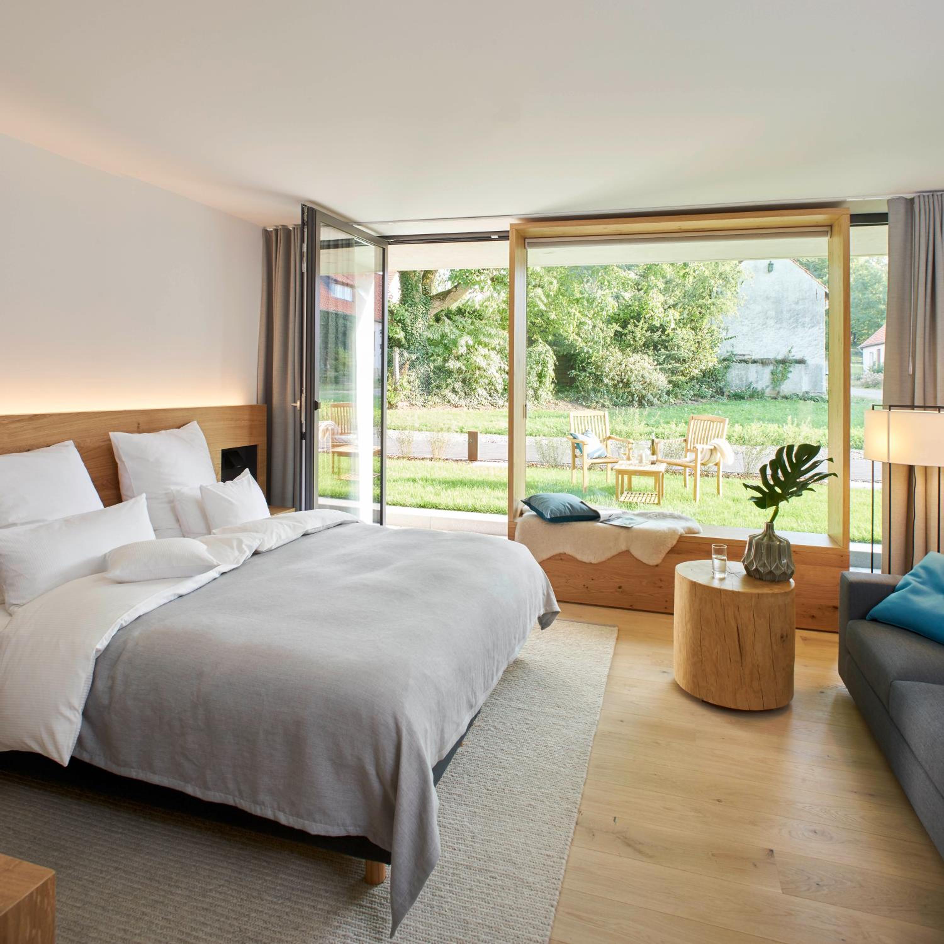 Large Double or Twin Room photo 1