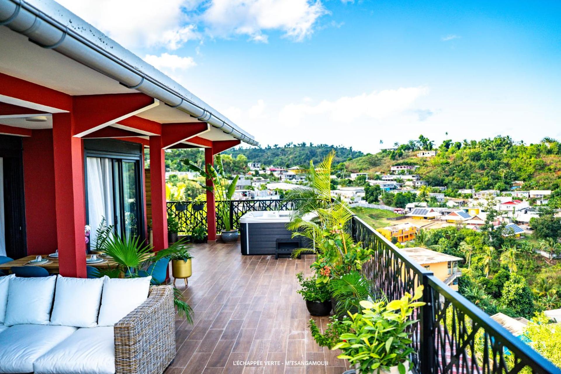 Two-Bedroom Apartment with Terrace and Sea View