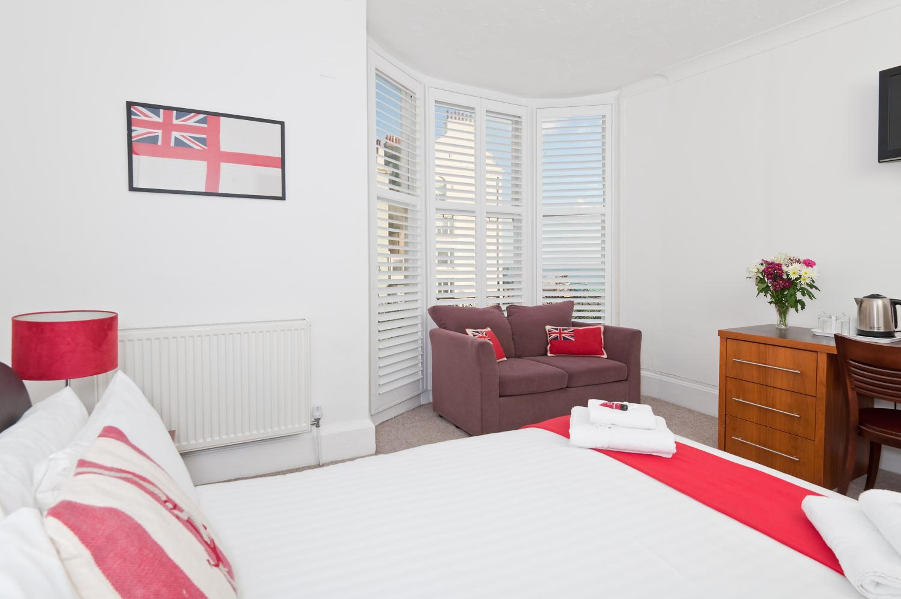 Double Room with En Suite Bathroom and Sea View photo 1