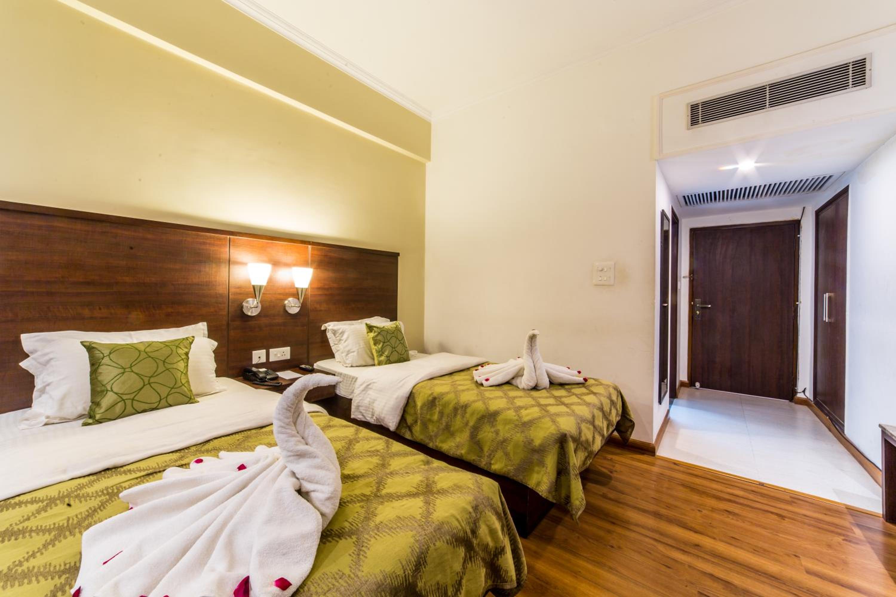 Executive Double Room - Photo 16