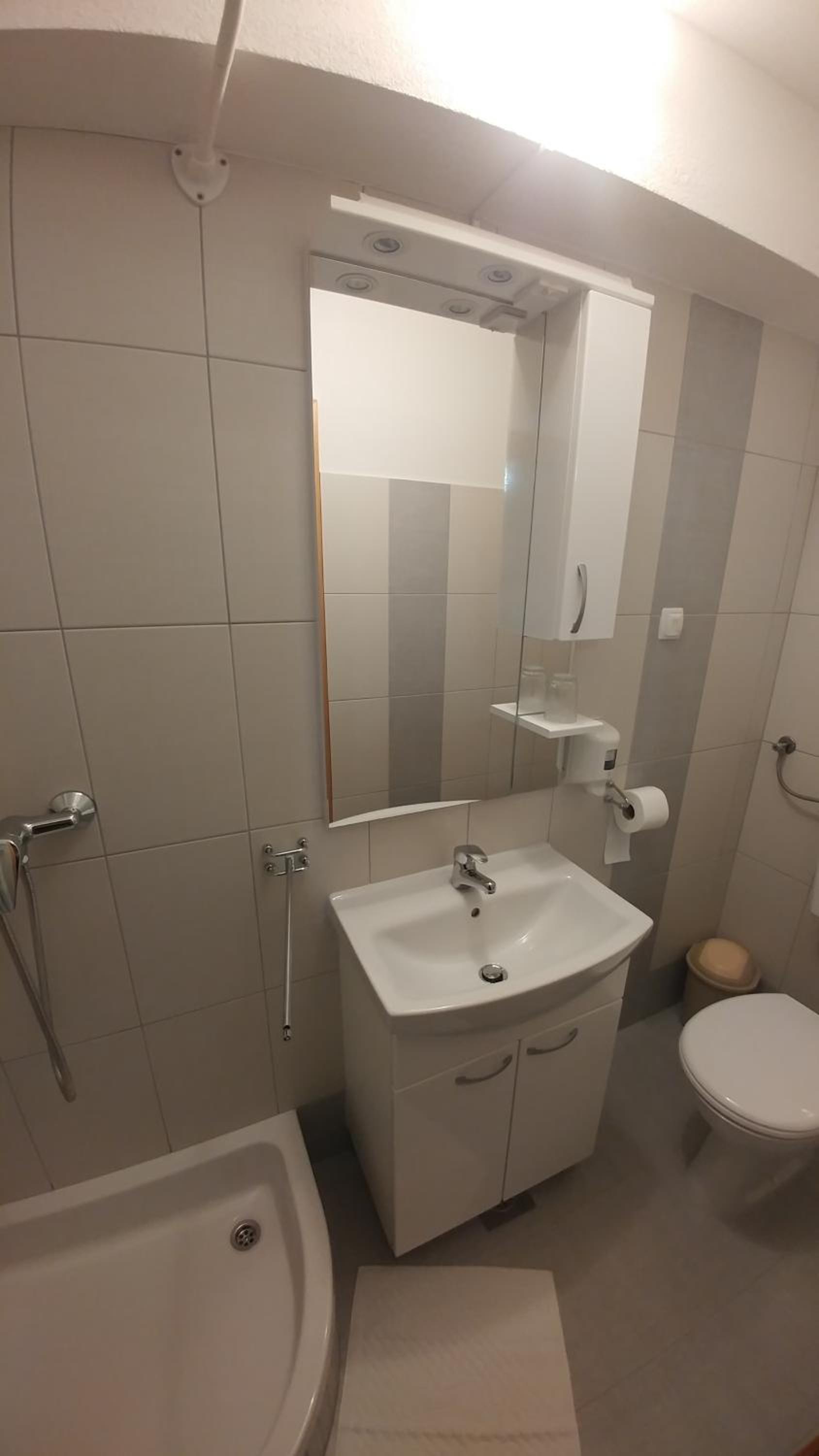 One-Bedroom Apartment with Balcony photo 3